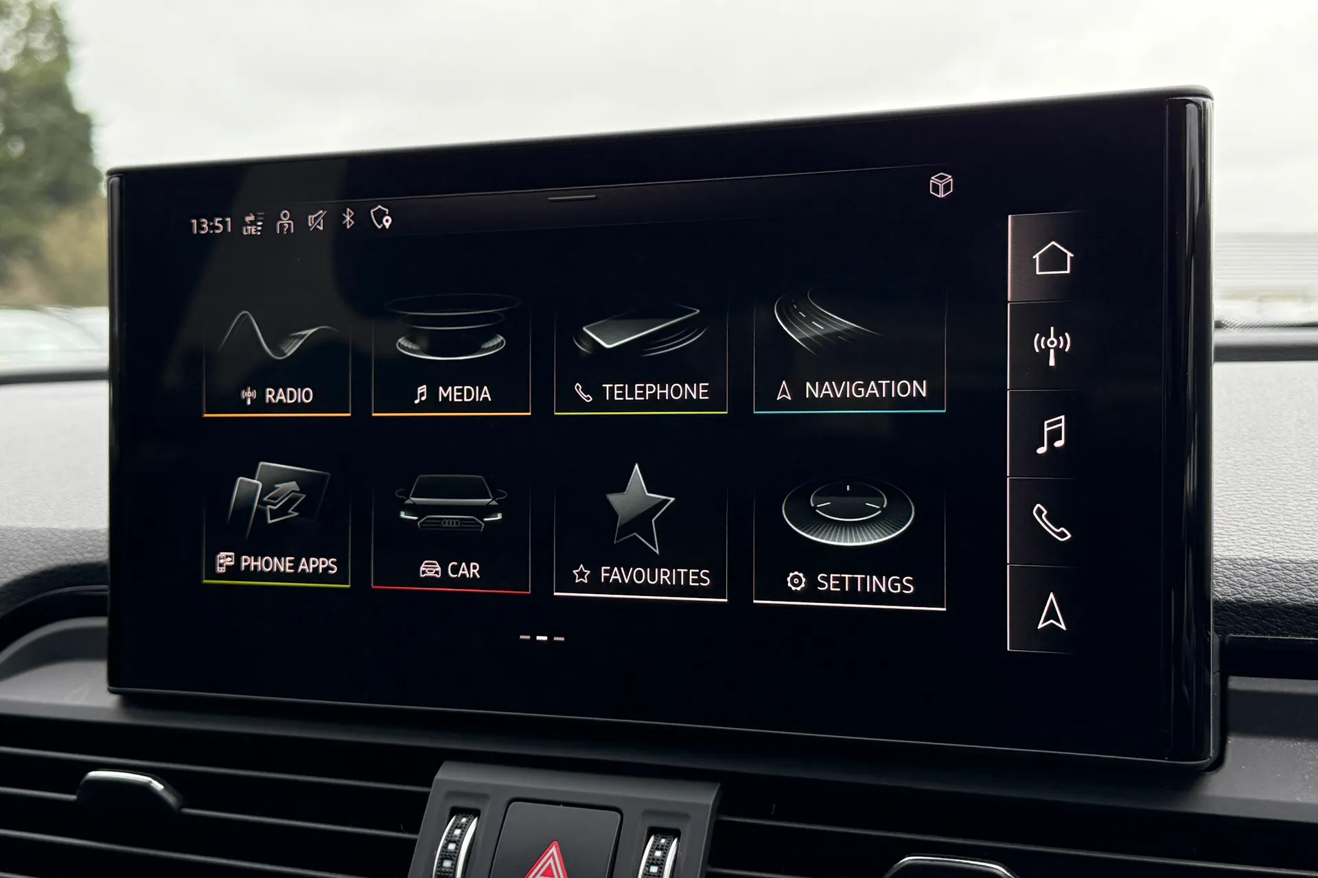 Audi Q5 thumbnail image number 12