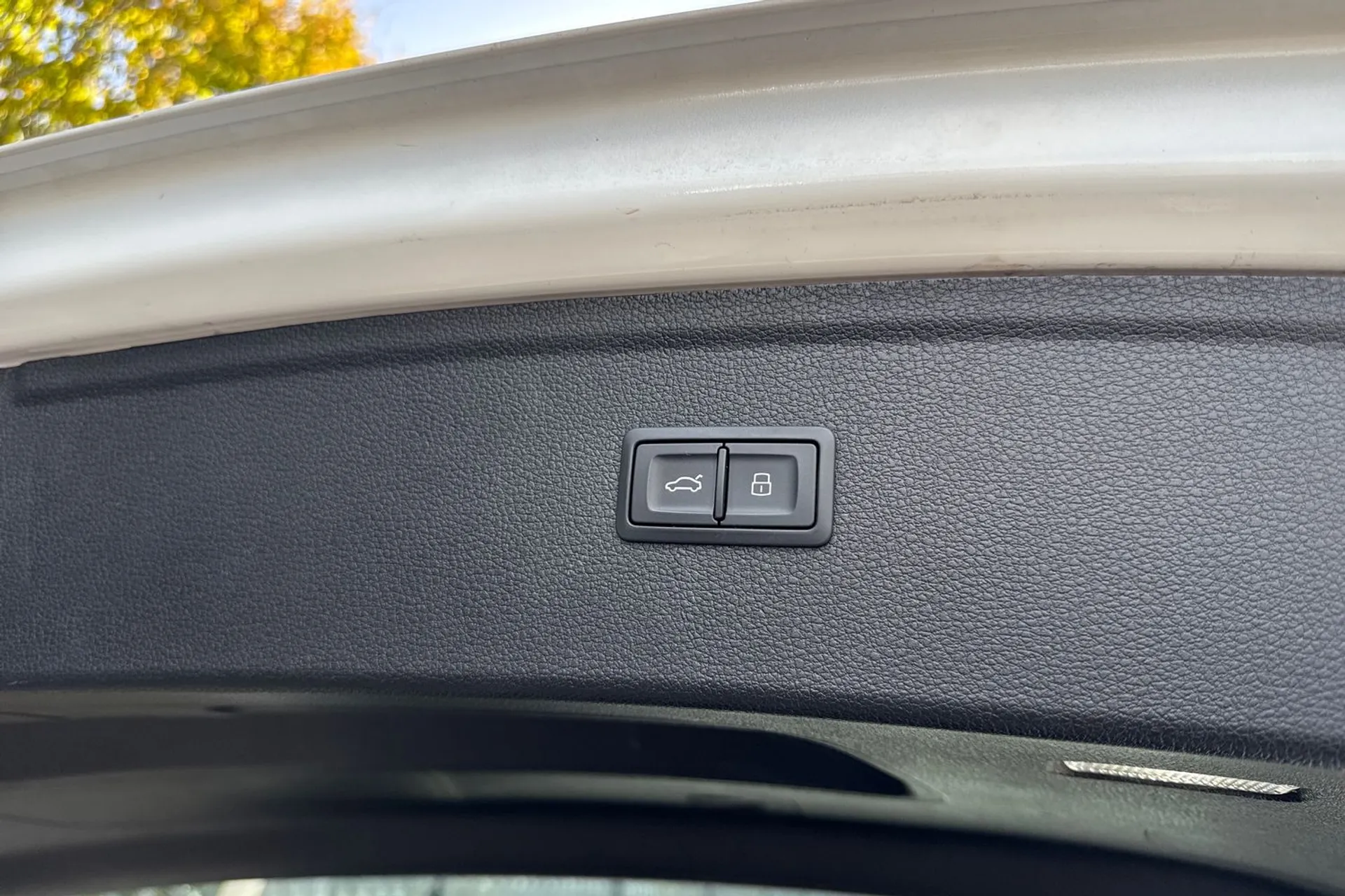 Audi Q5 thumbnail image number 19