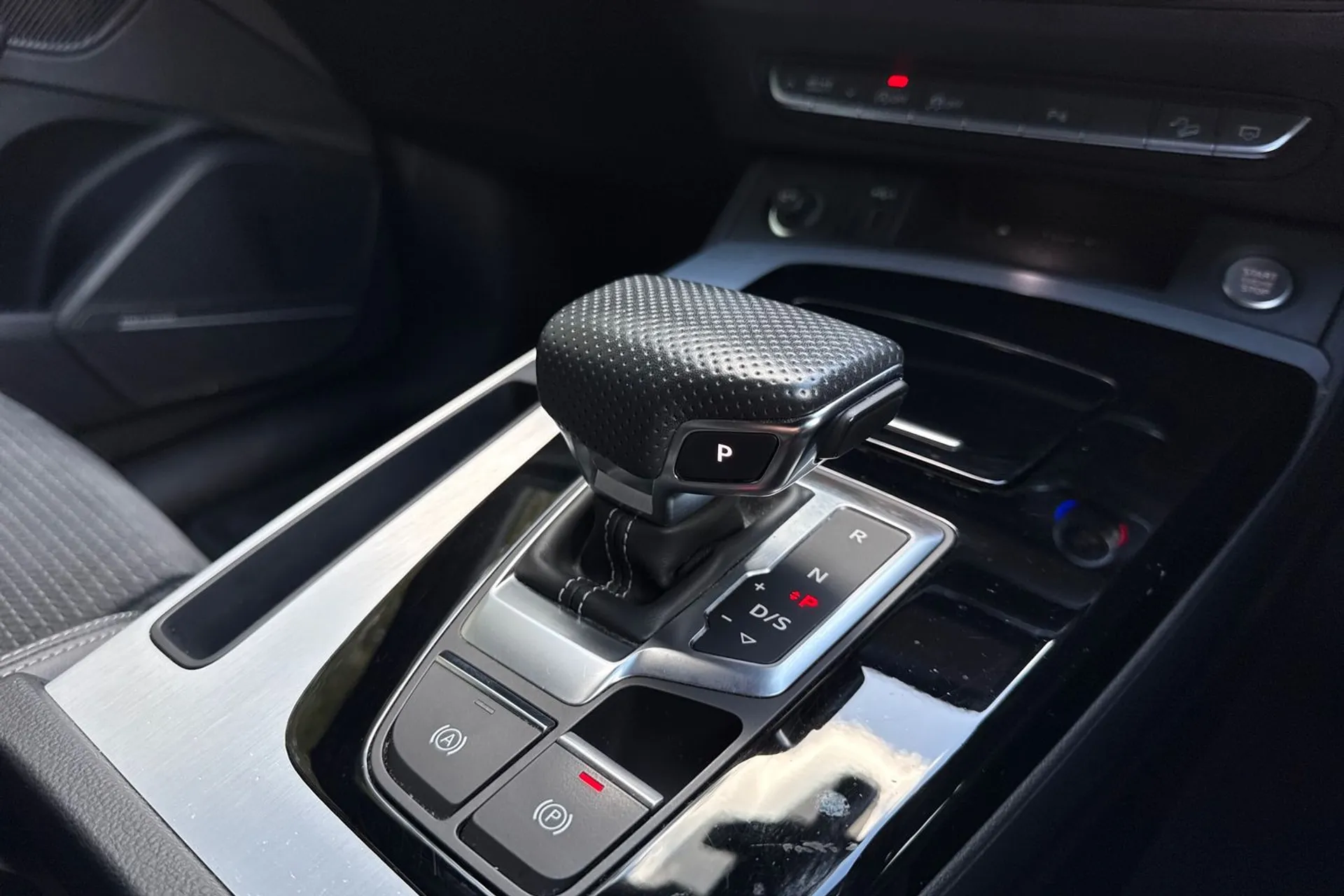 Audi Q5 thumbnail image number 40