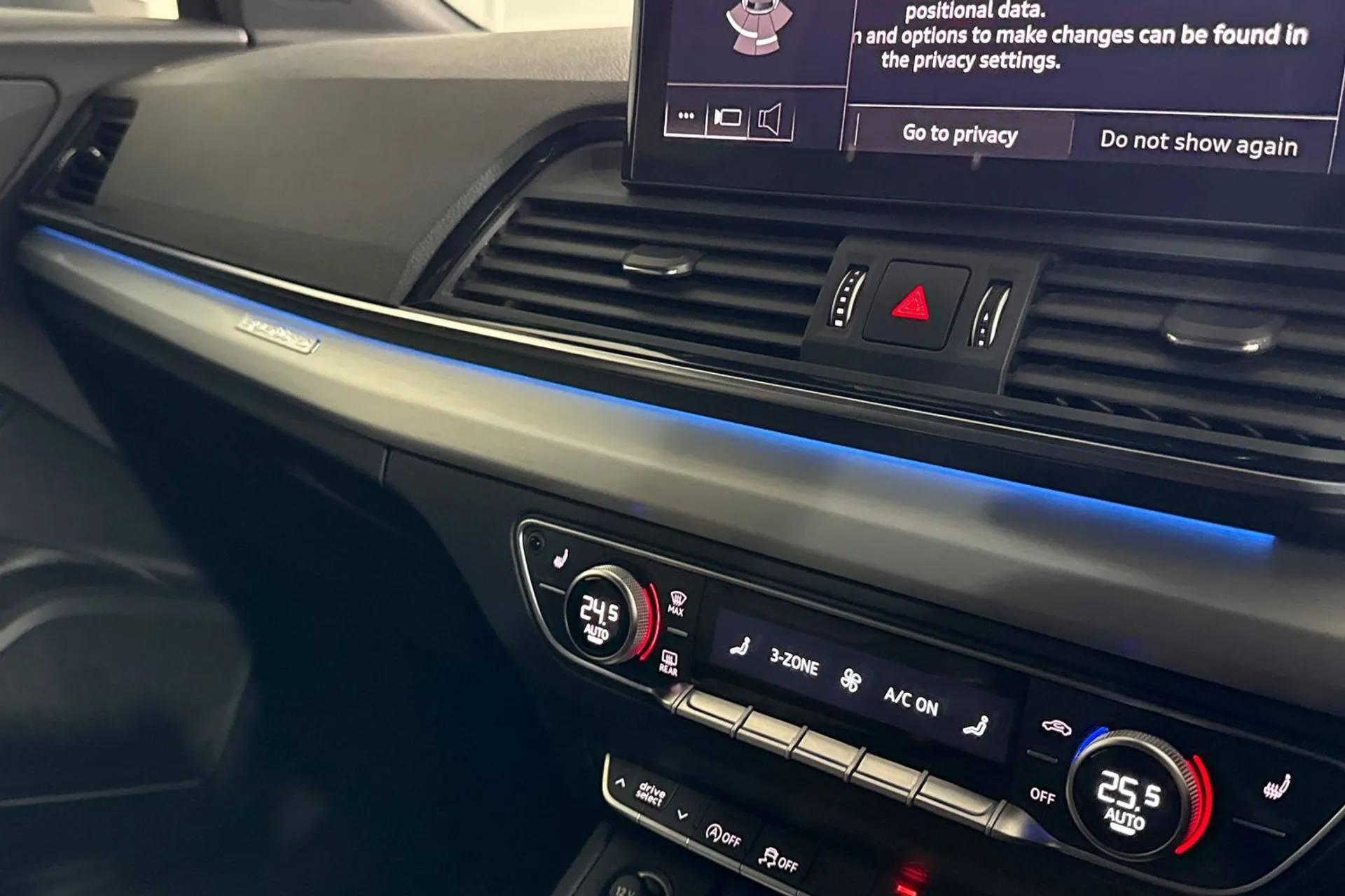 Audi Q5 thumbnail image number 17