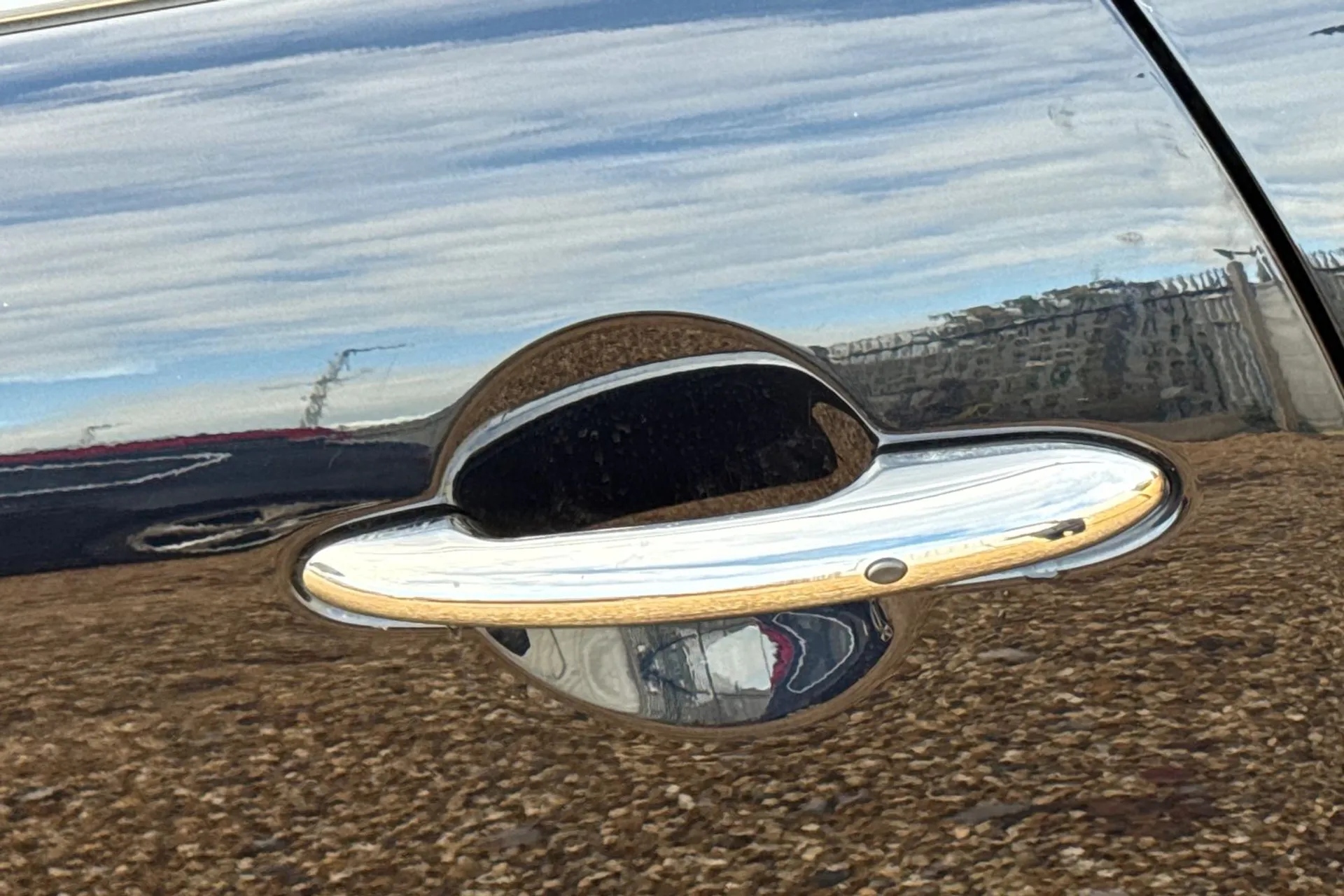 MINI HATCHBACK thumbnail image number 17