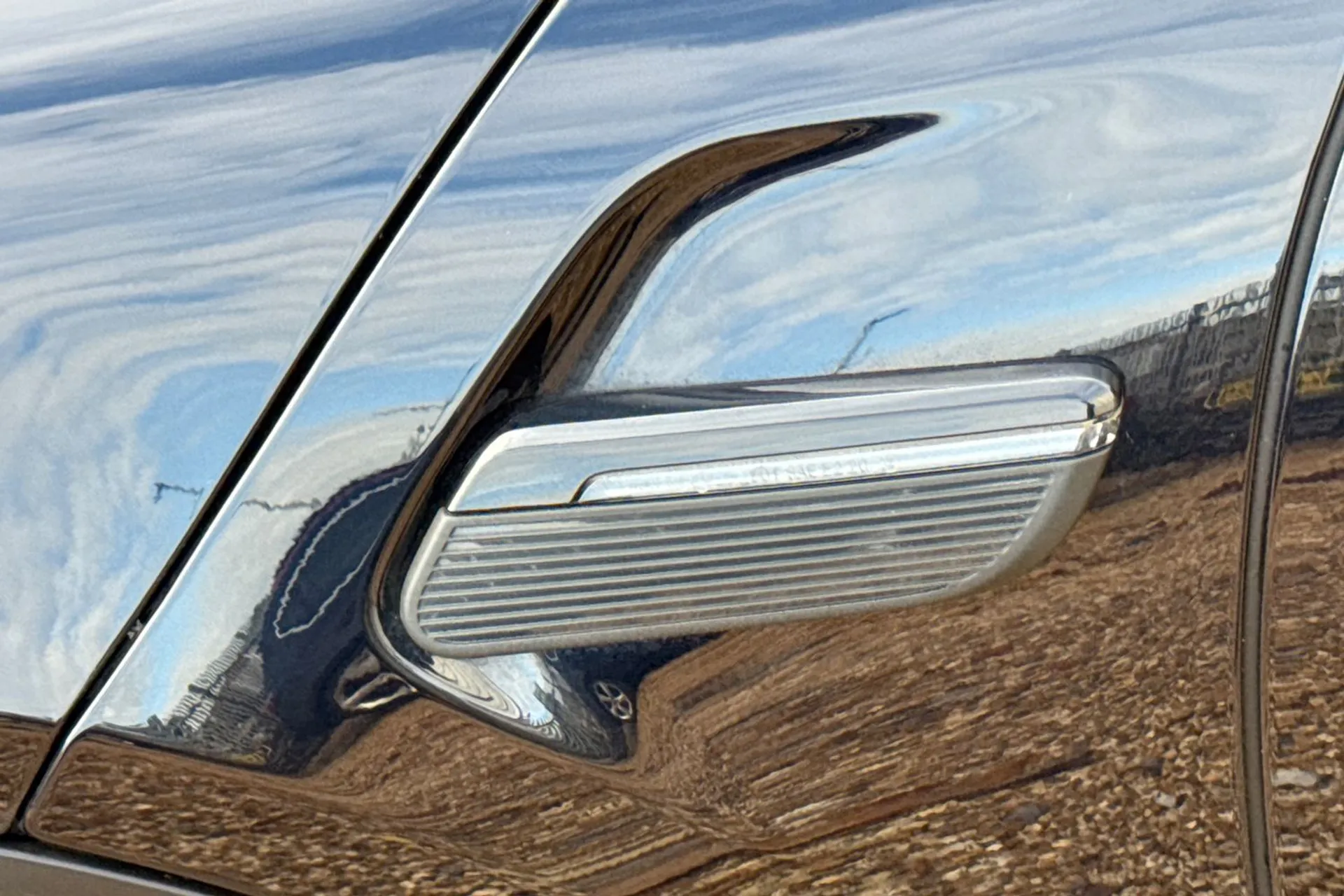 MINI HATCHBACK thumbnail image number 43