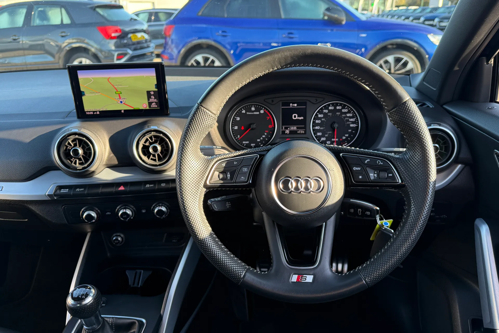 Audi Q2 thumbnail image number 5