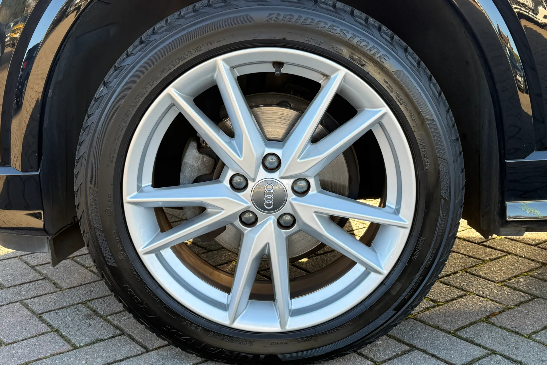 Audi Q2 thumbnail image number 42