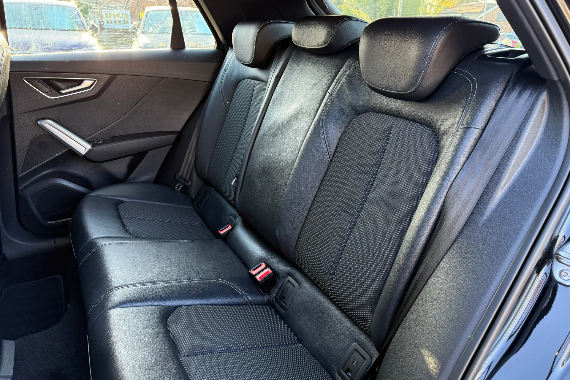 Audi Q2 thumbnail image number 39