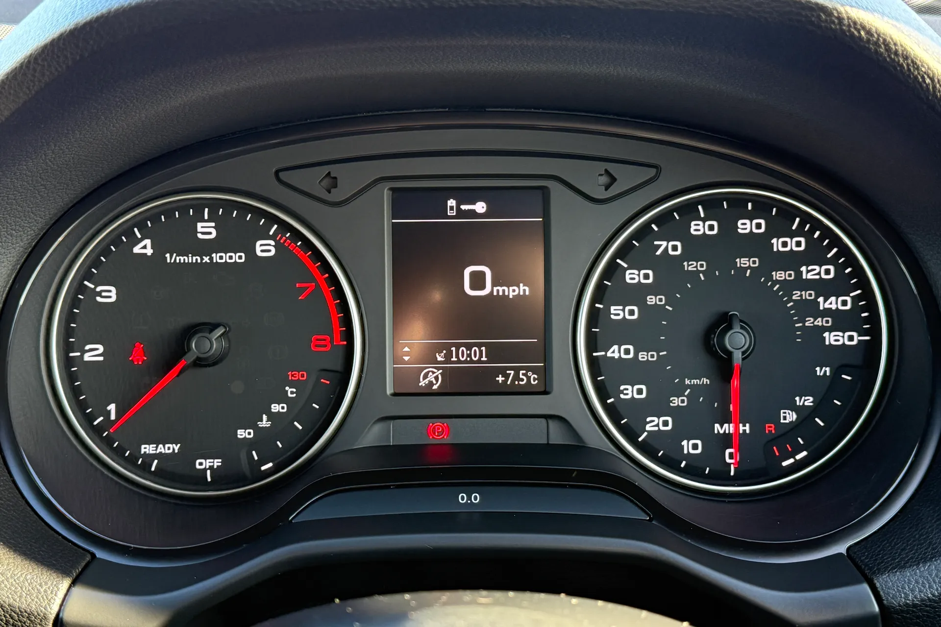 Audi Q2 thumbnail image number 12