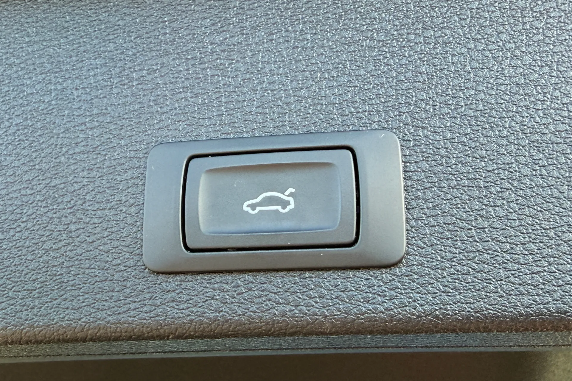 Audi Q2 thumbnail image number 33