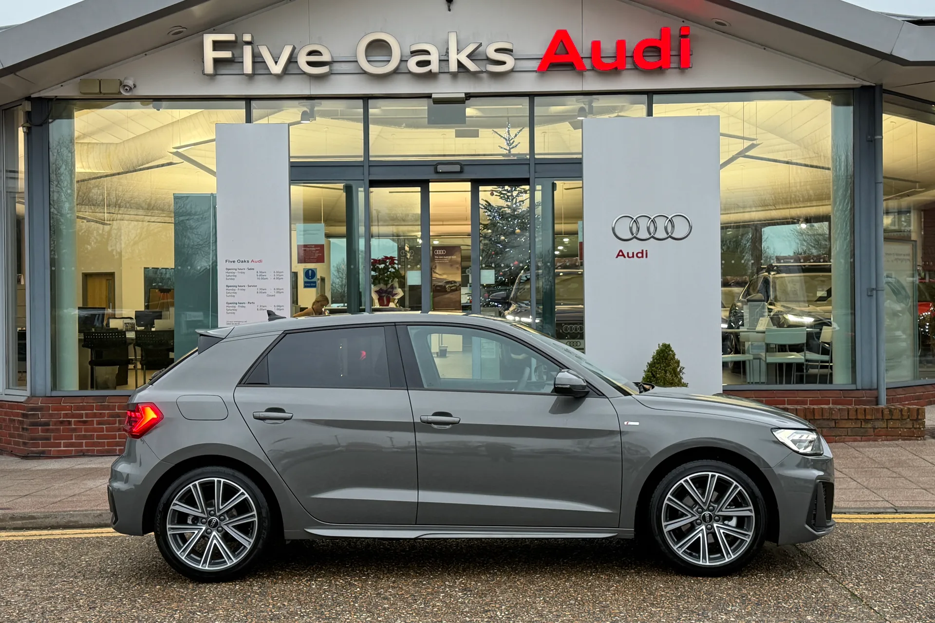 Audi A1 thumbnail image number 2