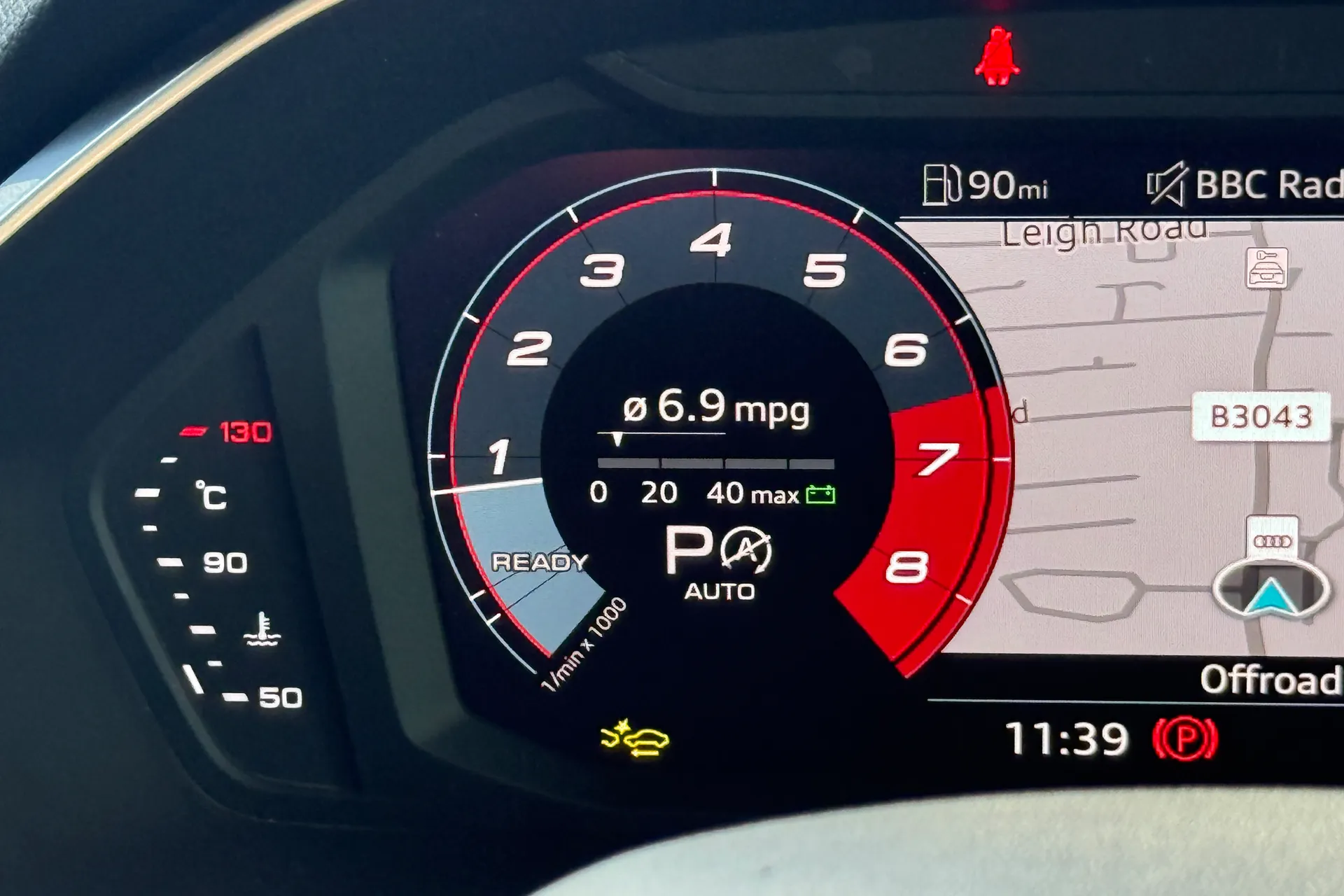 Audi Q3 thumbnail image number 9