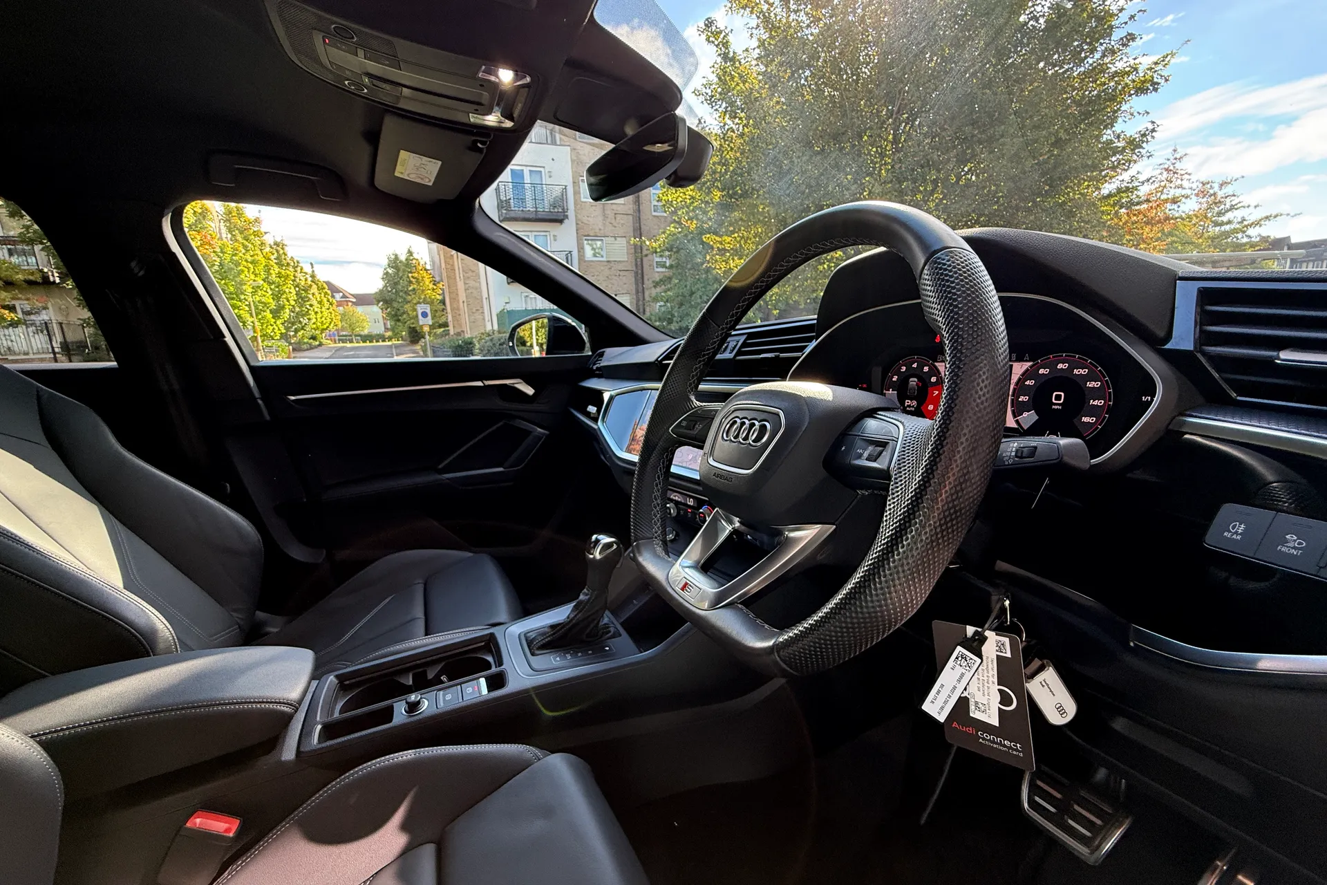 Audi Q3 thumbnail image number 28