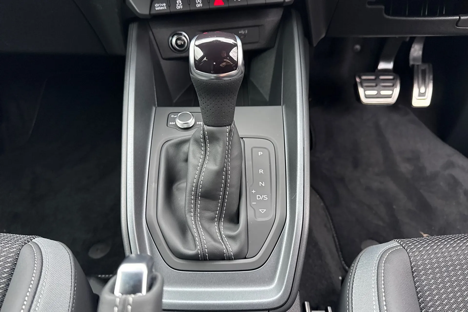 Audi A1 thumbnail image number 43