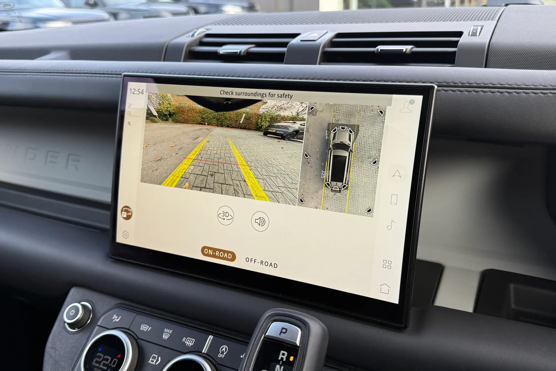 LAND ROVER DEFENDER thumbnail image number 7