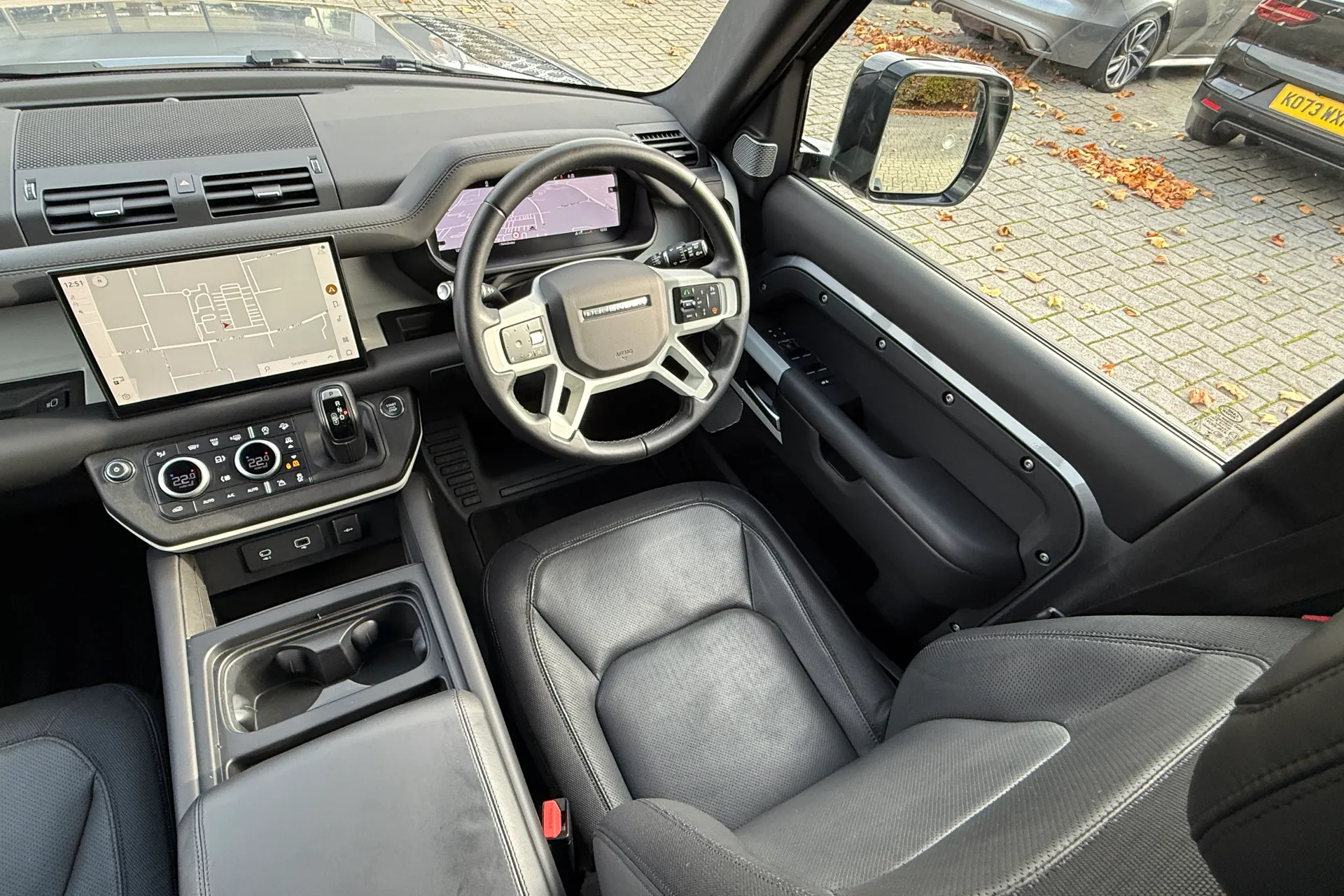 LAND ROVER DEFENDER thumbnail image number 25