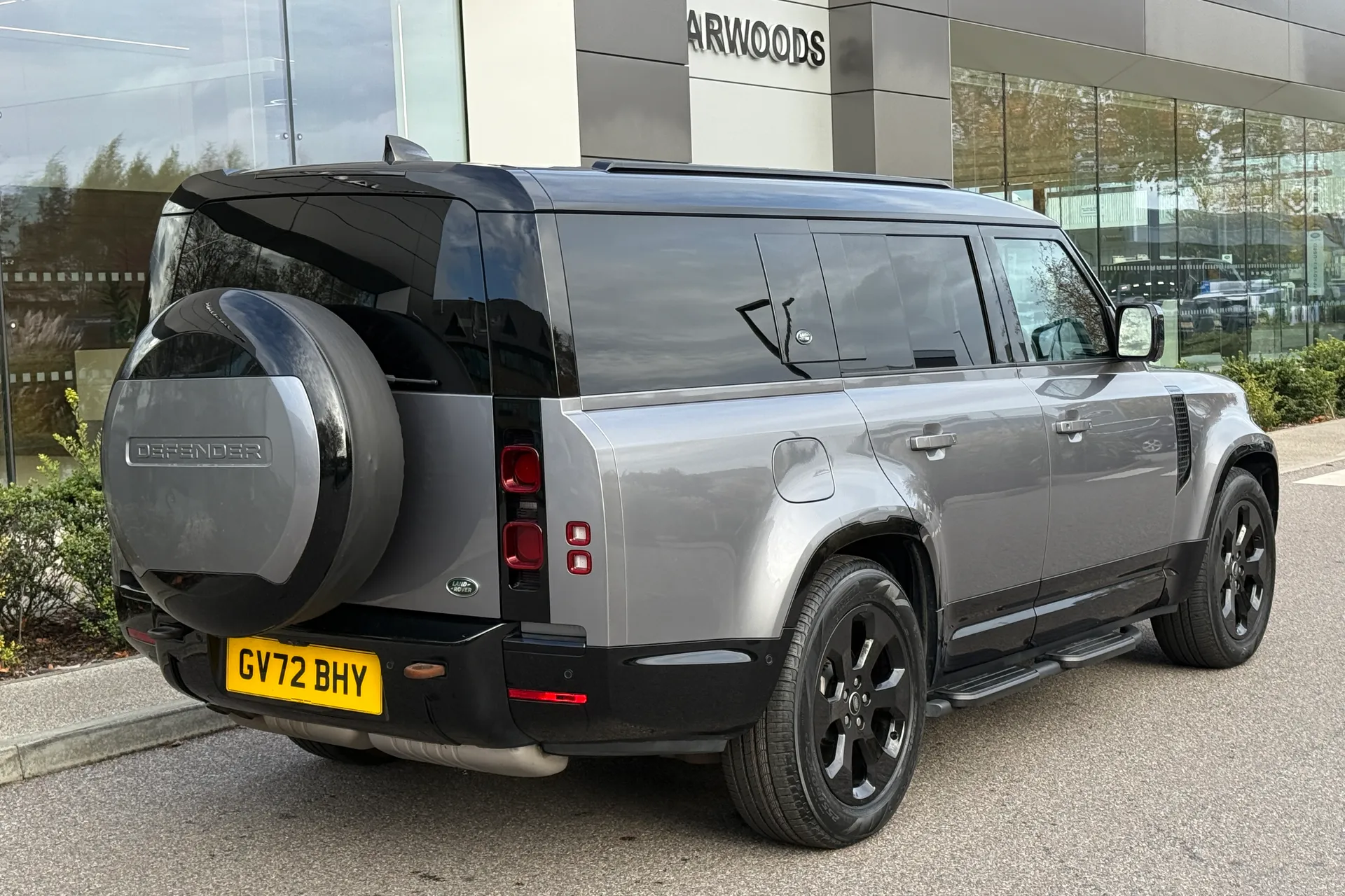 LAND ROVER DEFENDER thumbnail image number 12