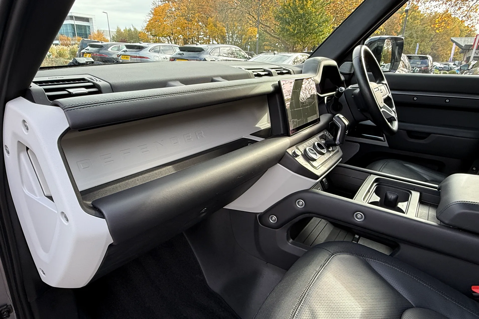 LAND ROVER DEFENDER thumbnail image number 41