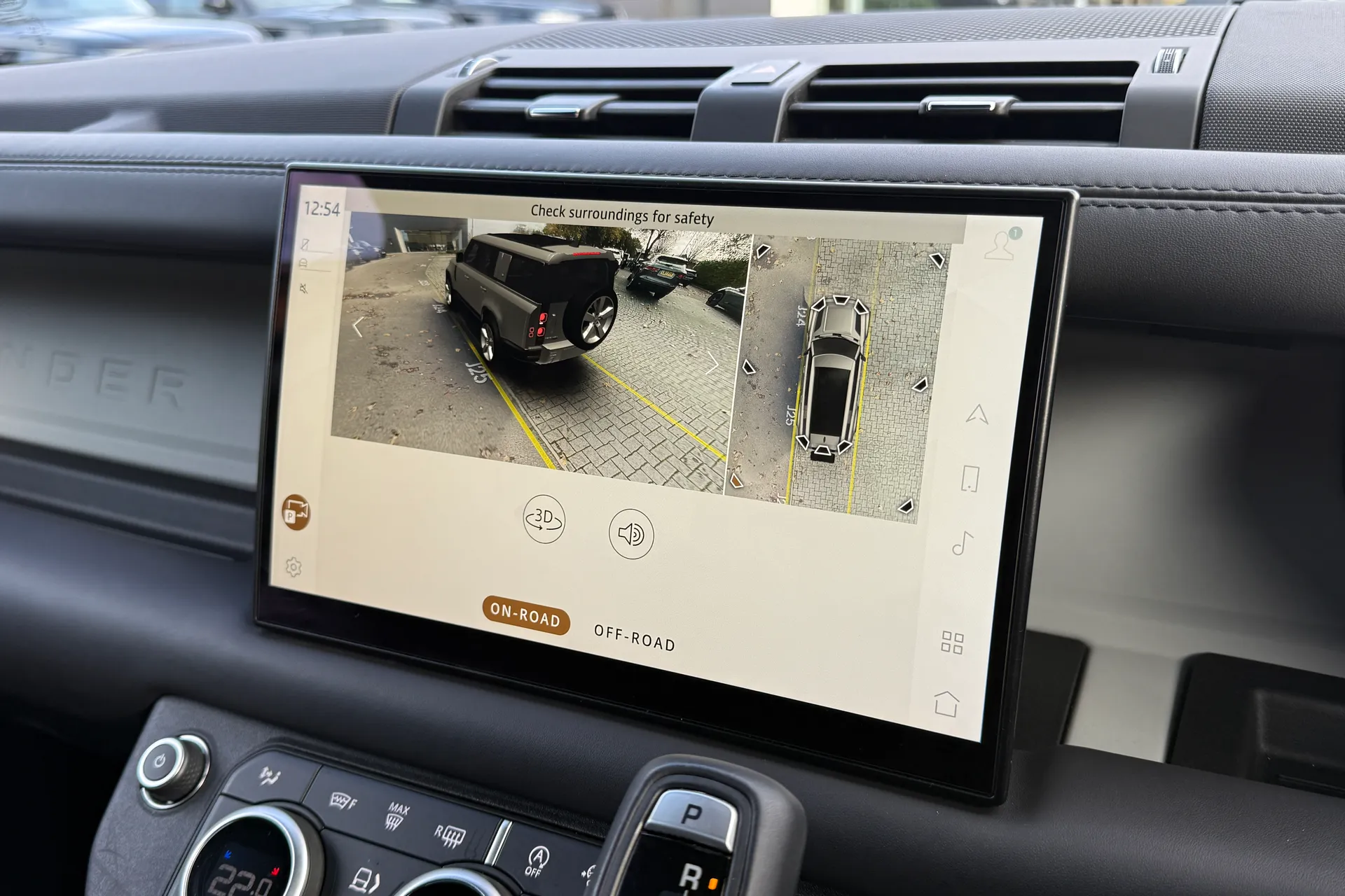 LAND ROVER DEFENDER thumbnail image number 8