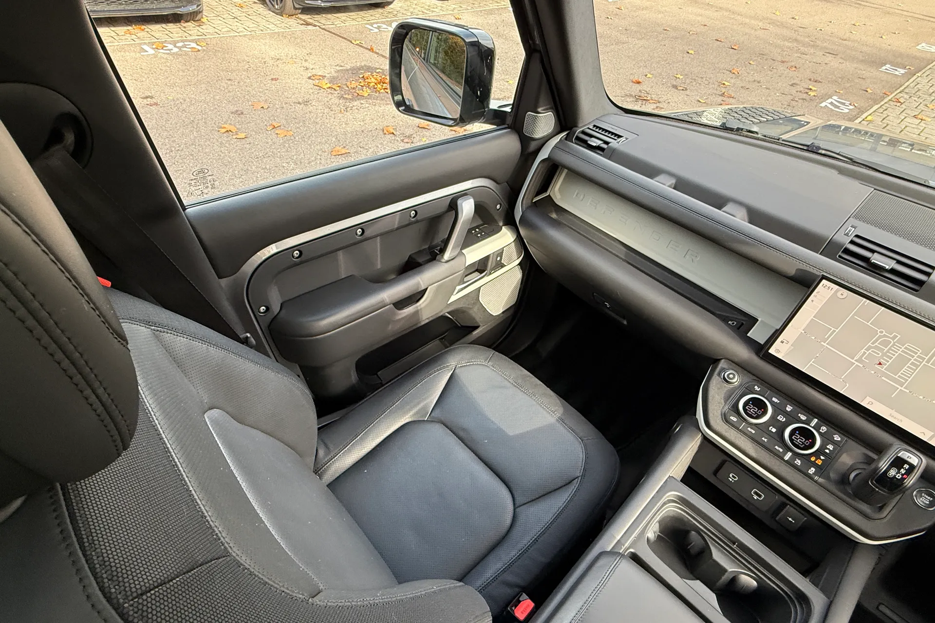 LAND ROVER DEFENDER thumbnail image number 20