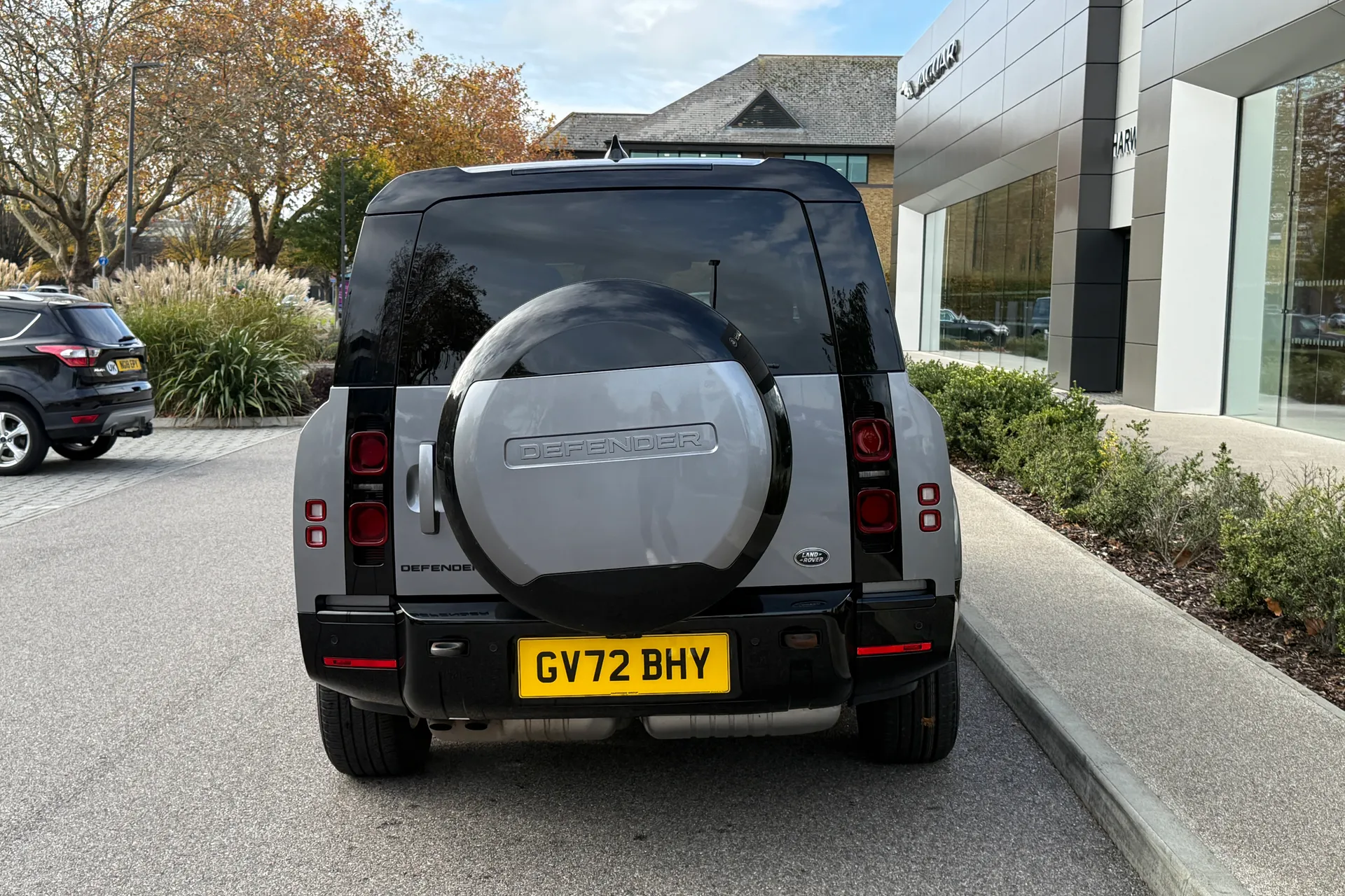 LAND ROVER DEFENDER thumbnail image number 15