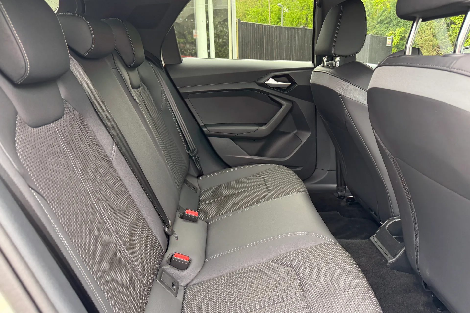 Audi A1 thumbnail image number 11
