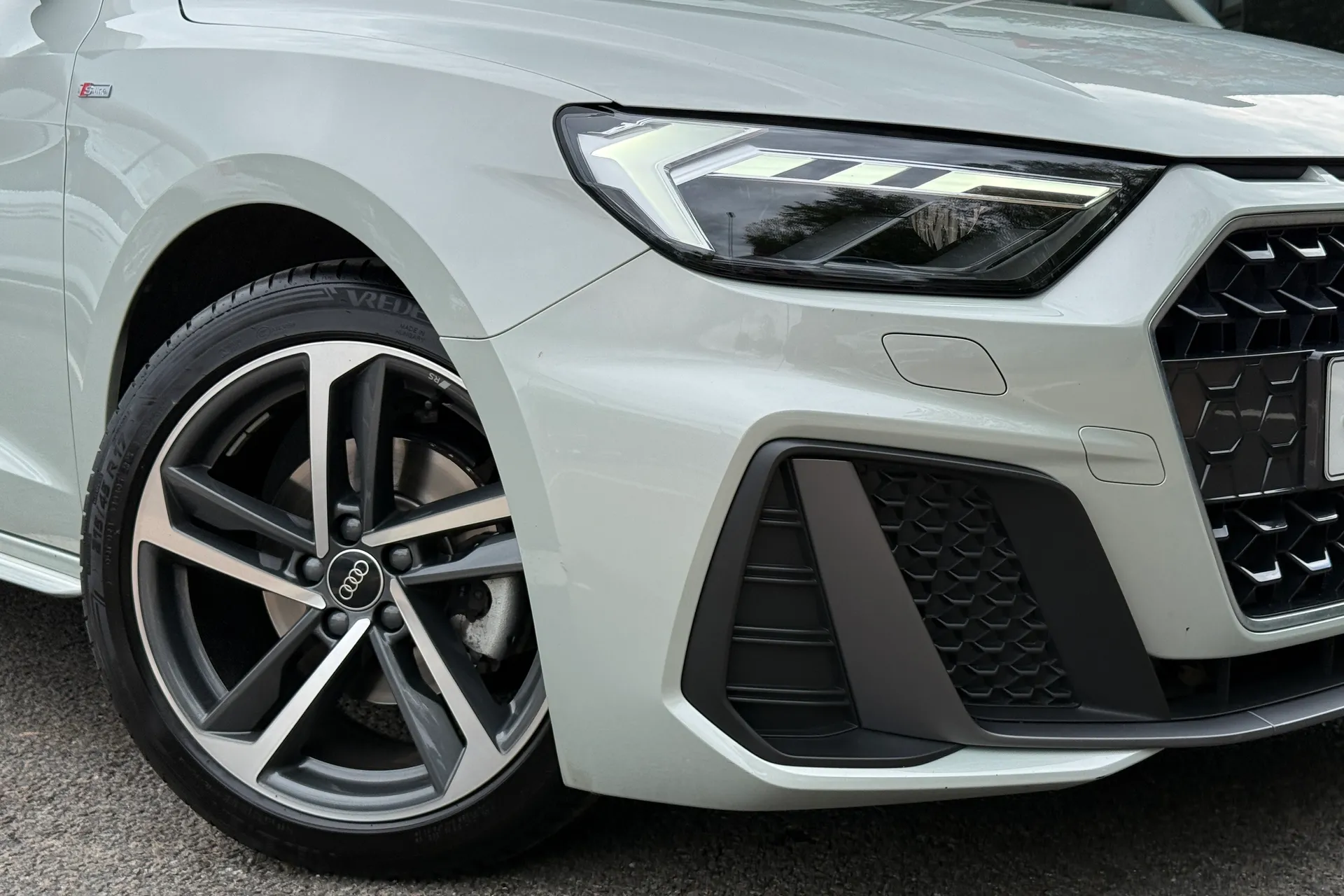 Audi A1 thumbnail image number 35