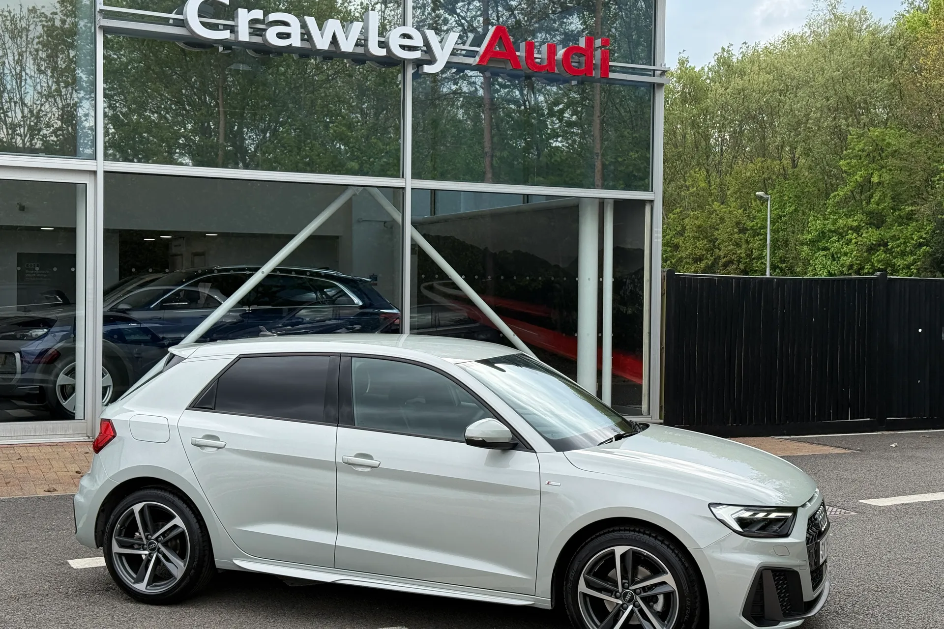 Audi A1 thumbnail image number 2