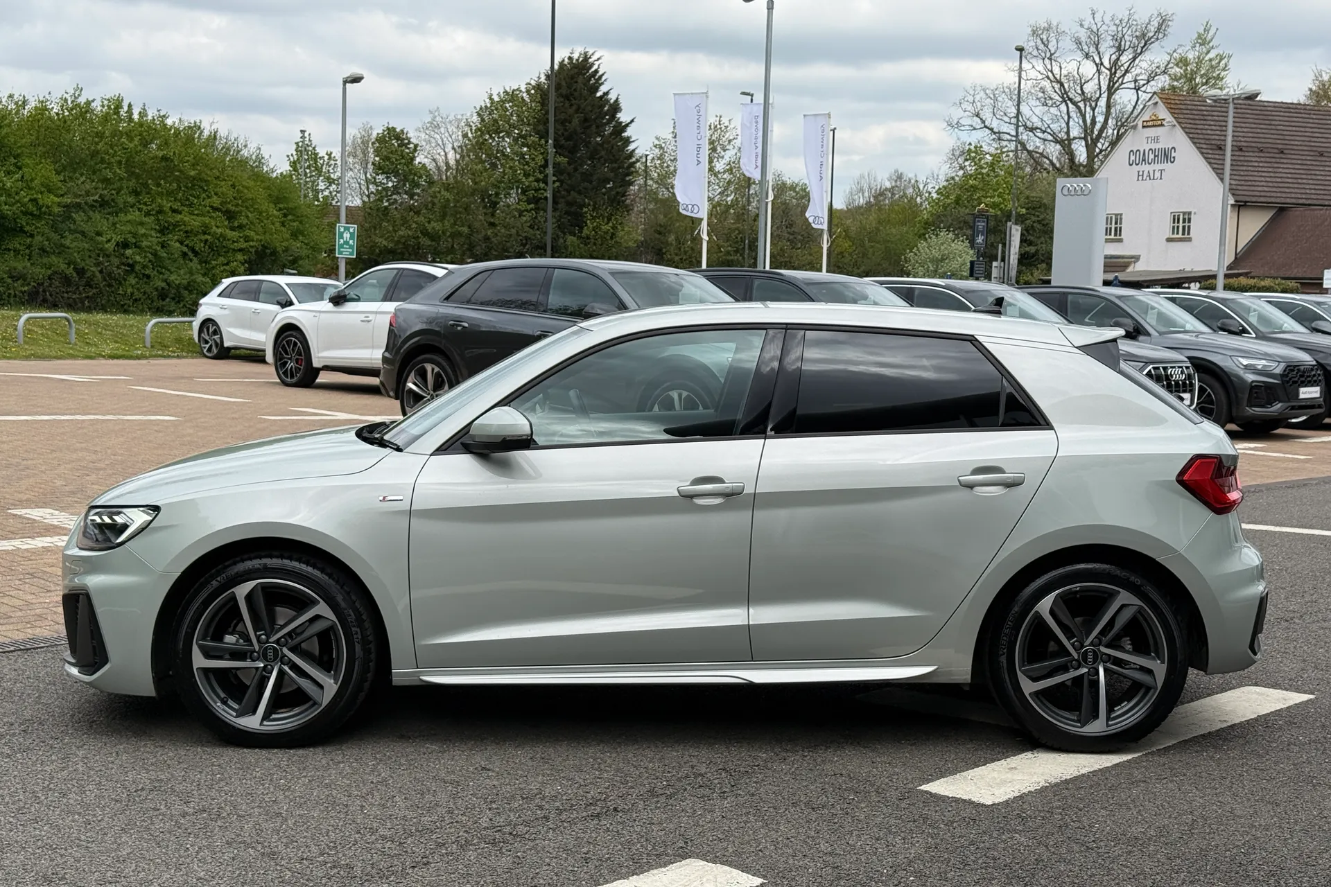 Audi A1 thumbnail image number 25