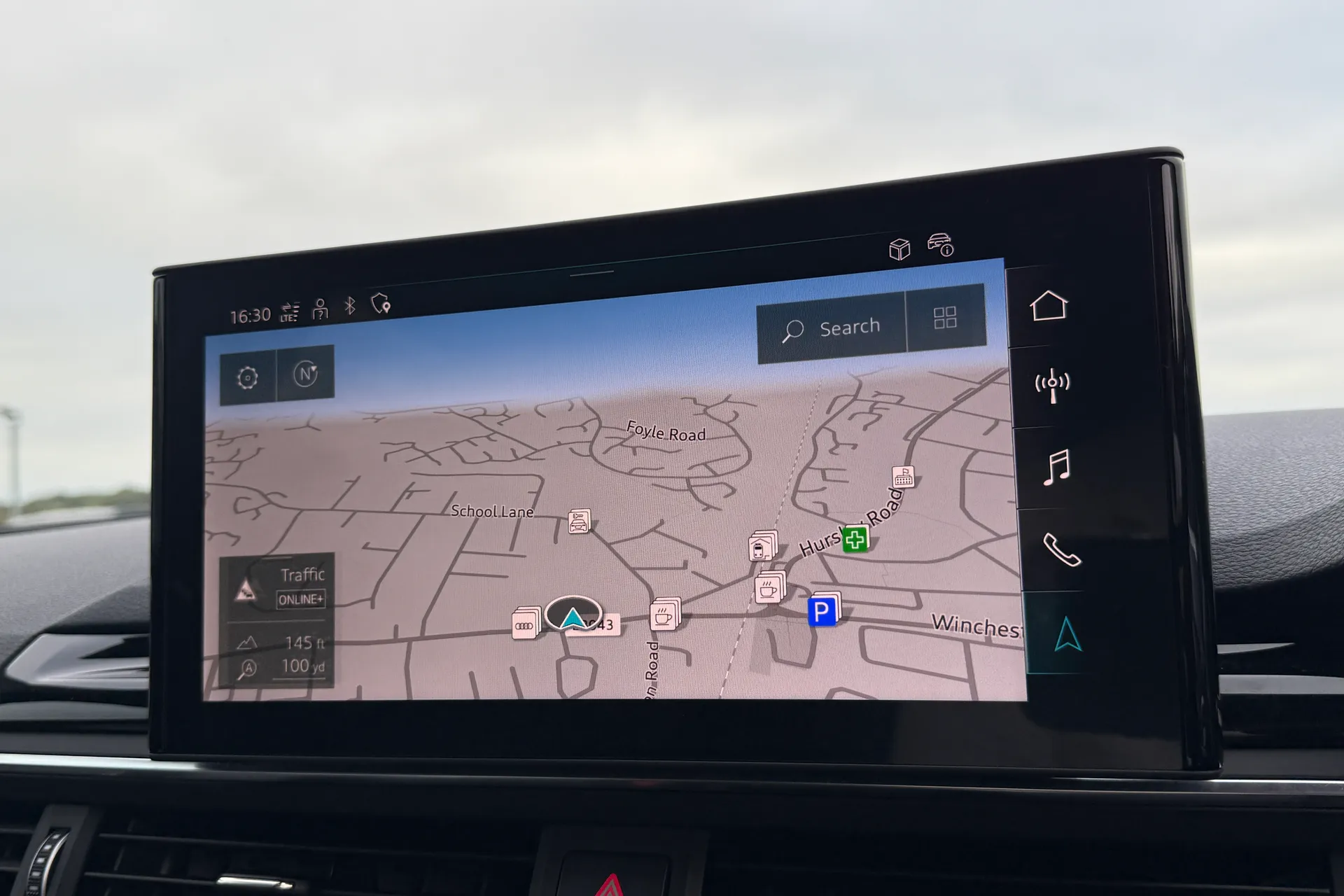 Audi RS4 thumbnail image number 5