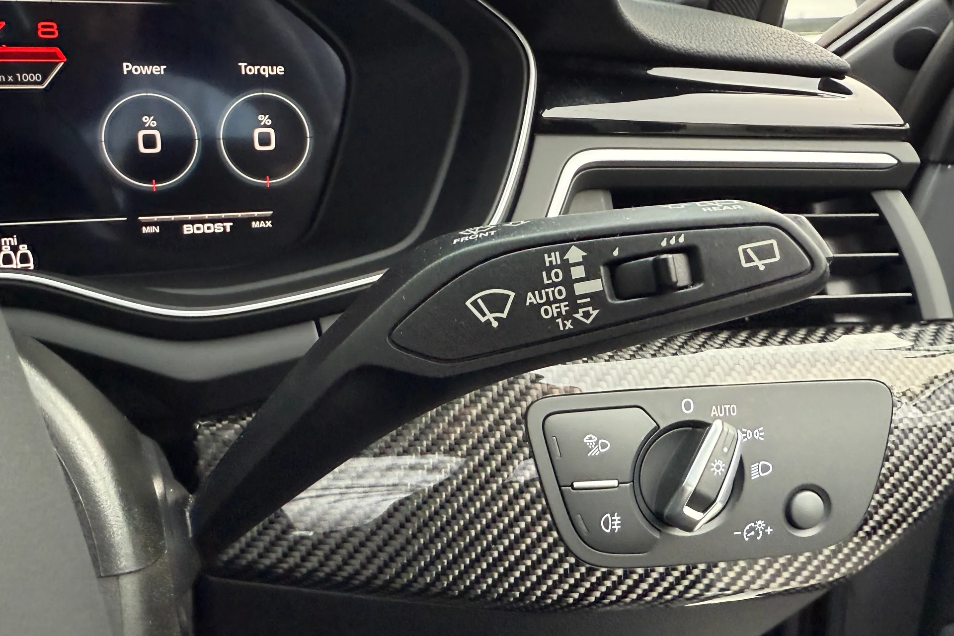 Audi RS4 thumbnail image number 17