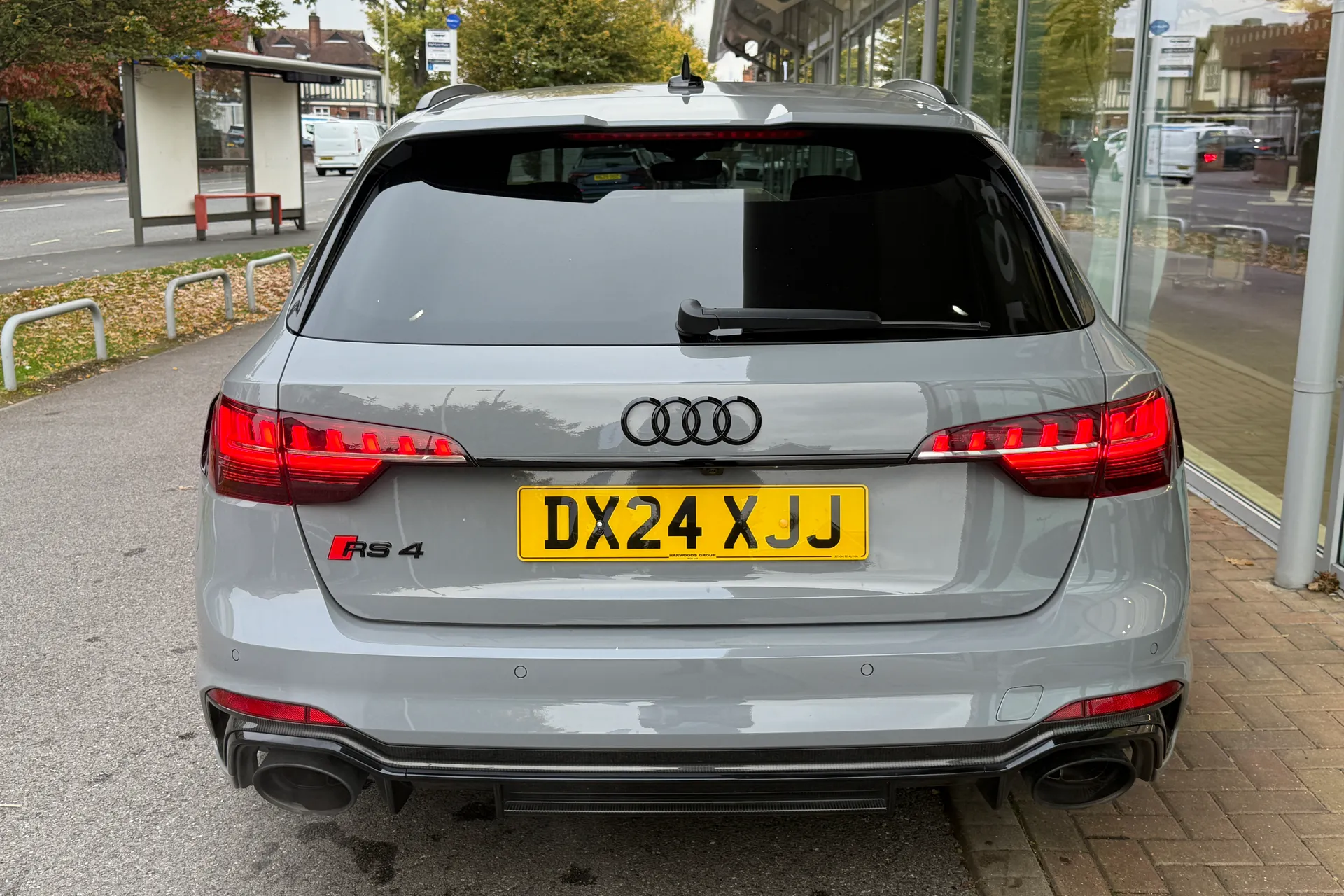 Audi RS4 thumbnail image number 52