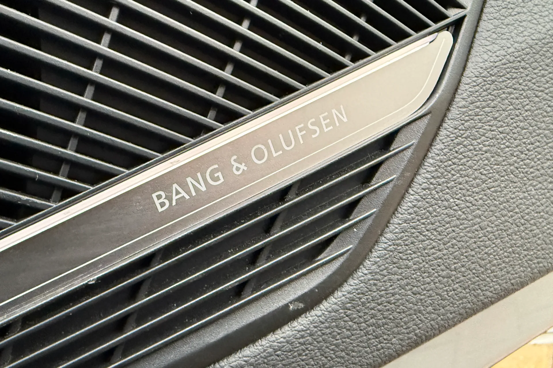 Audi RS4 thumbnail image number 34