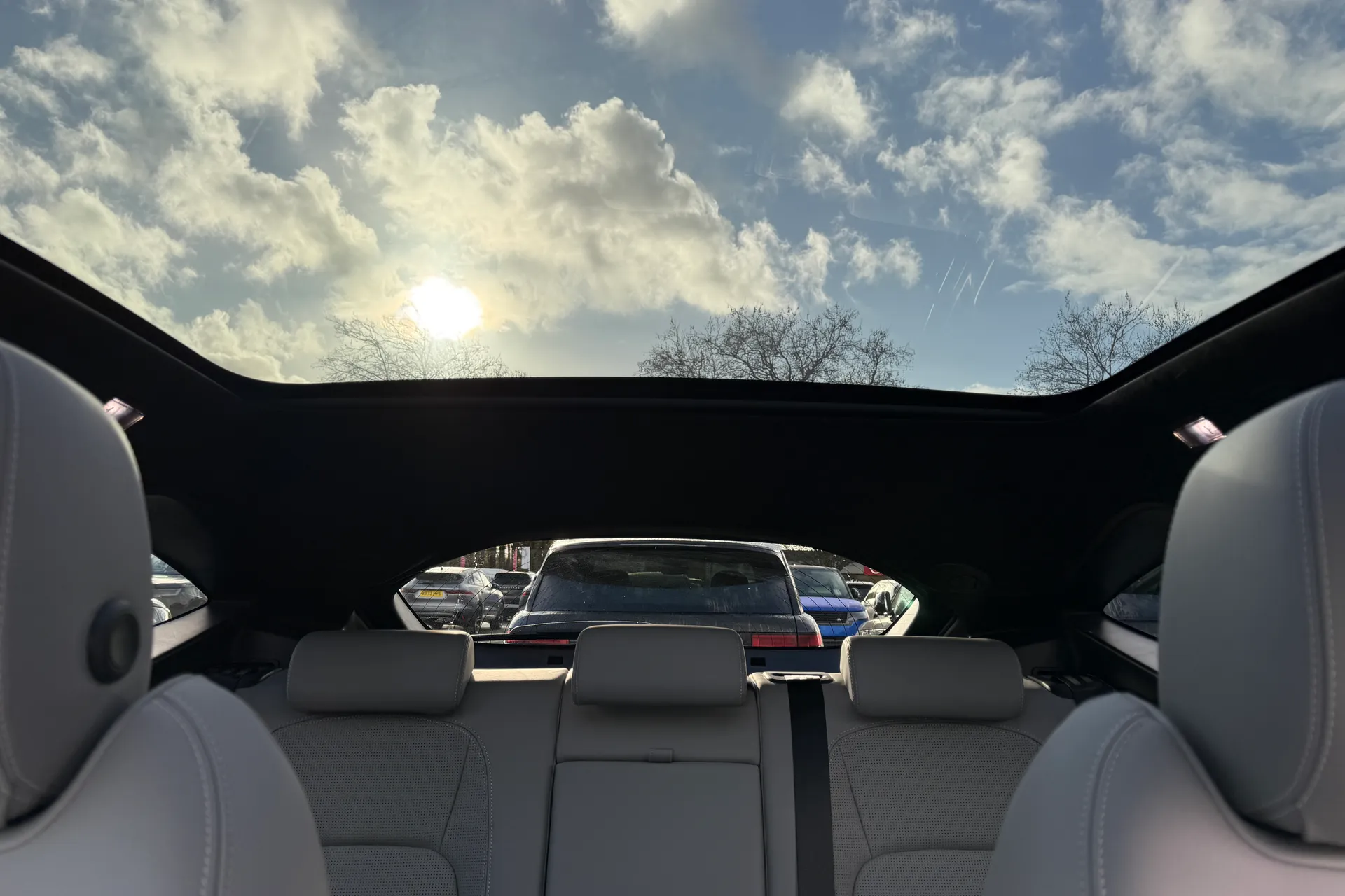 Jaguar E-PACE thumbnail image number 29