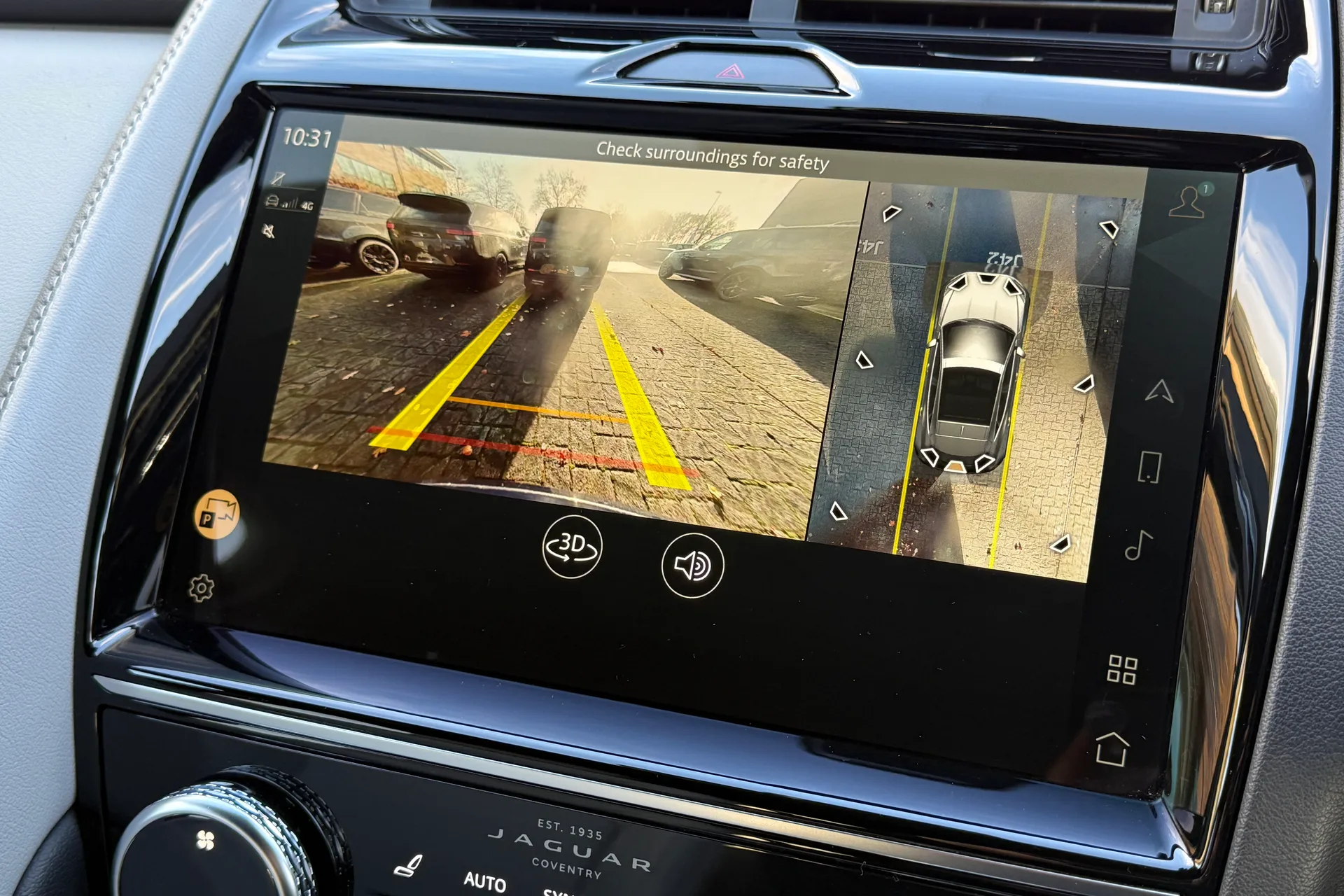 Jaguar E-PACE thumbnail image number 8