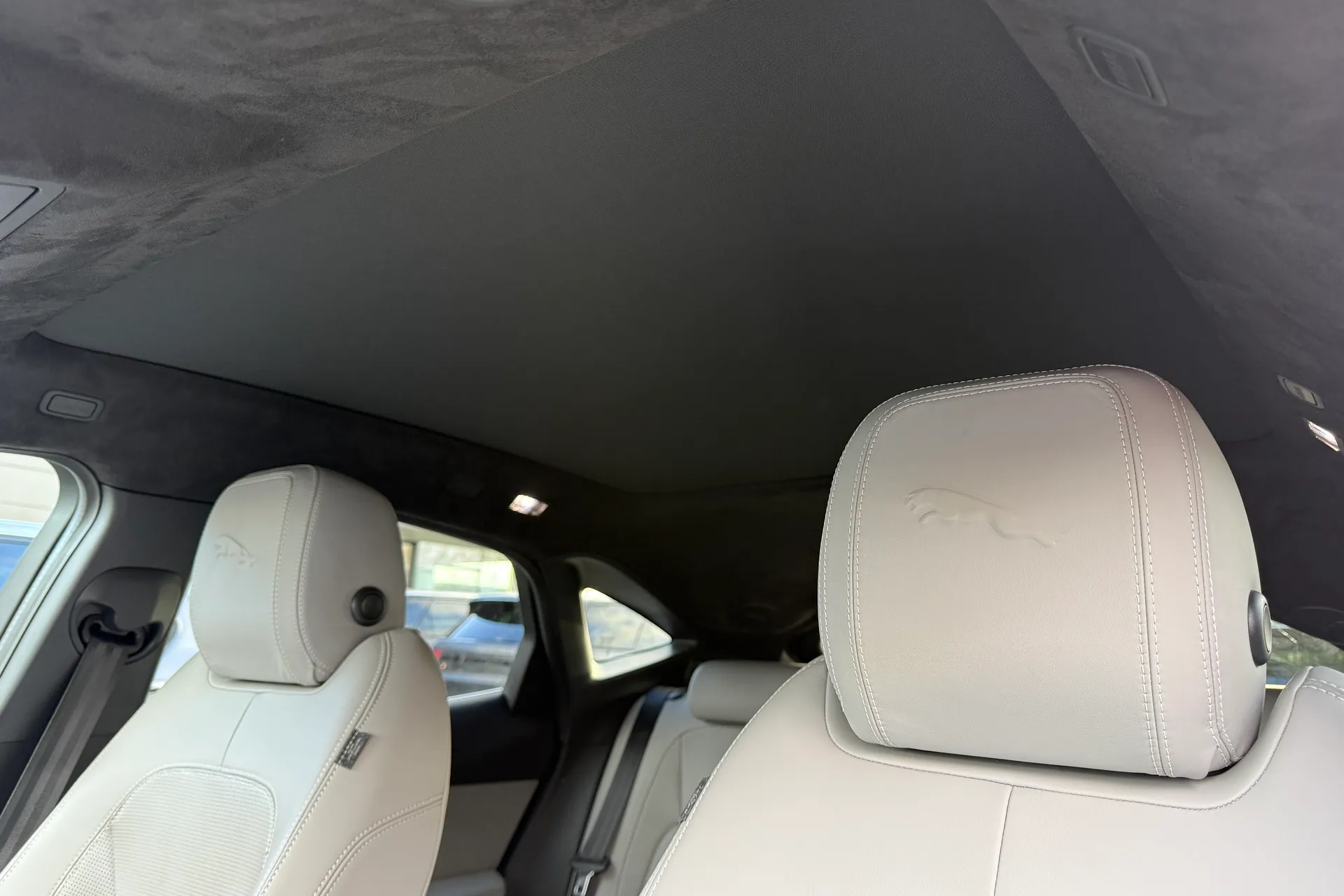 Jaguar E-PACE thumbnail image number 6