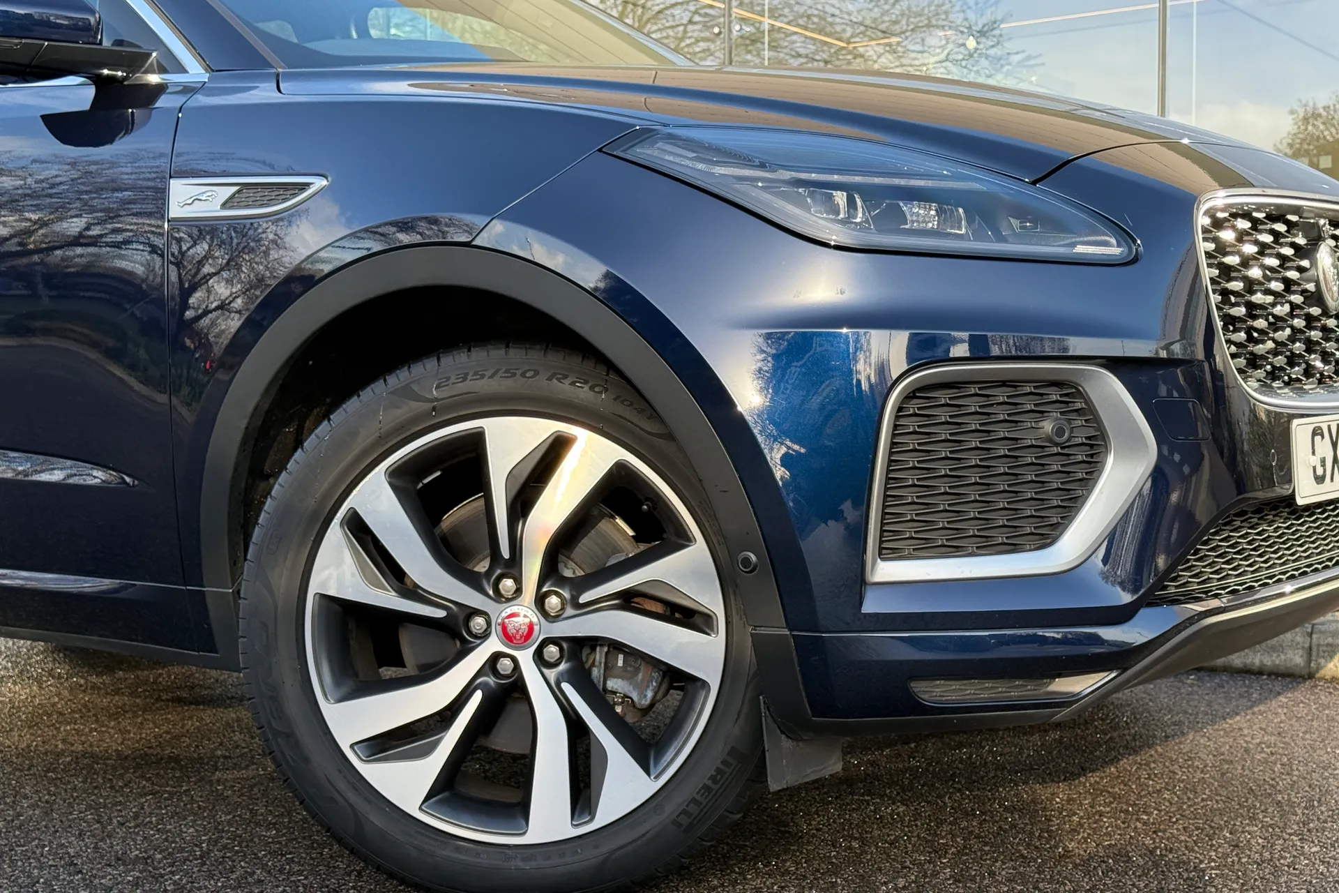 Jaguar E-PACE thumbnail image number 12