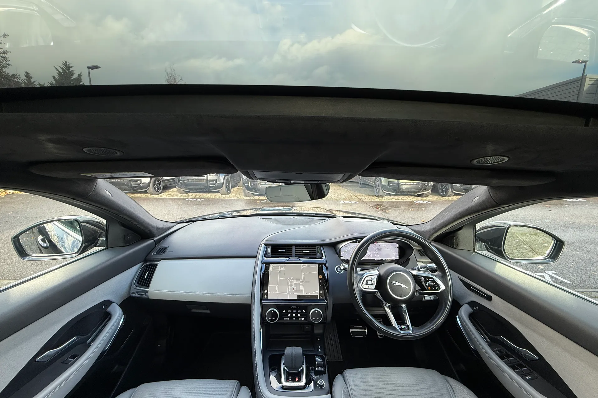 Jaguar E-PACE thumbnail image number 4