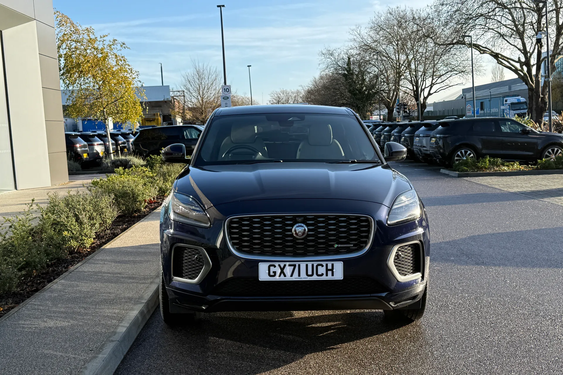 Jaguar E-PACE thumbnail image number 19