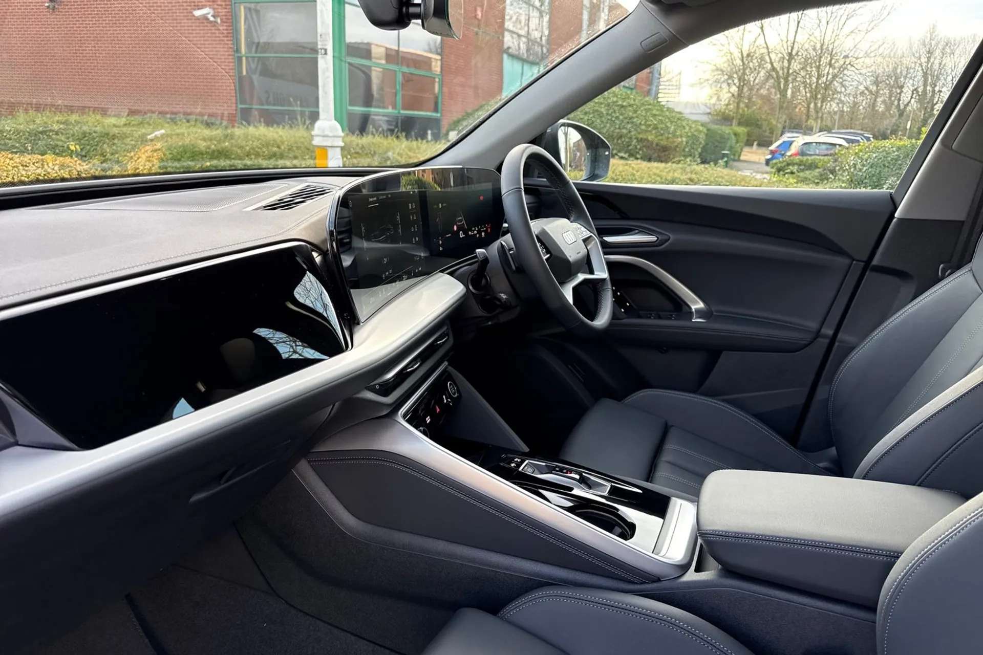 Audi Q5 thumbnail image number 31