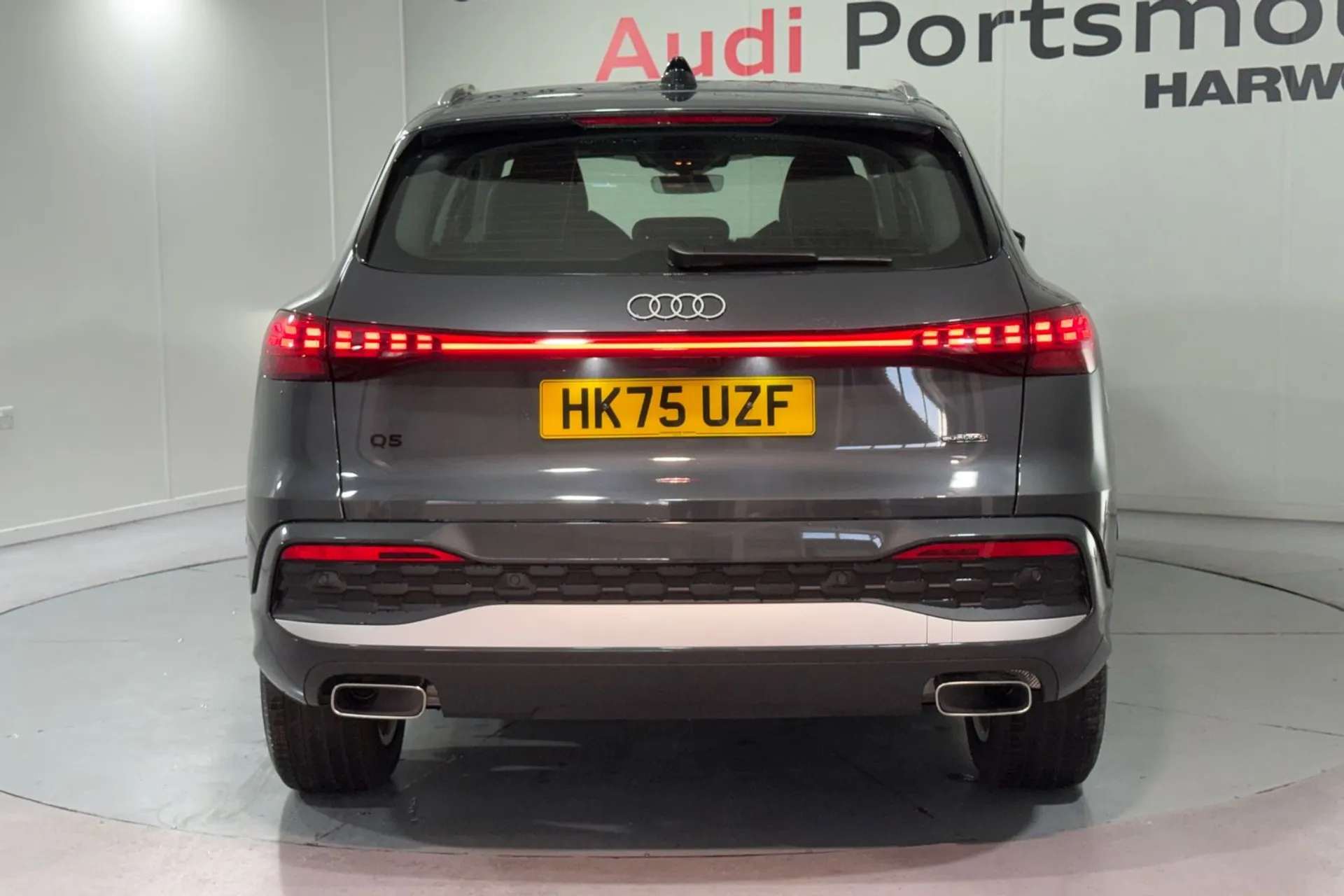 Audi Q5 thumbnail image number 8