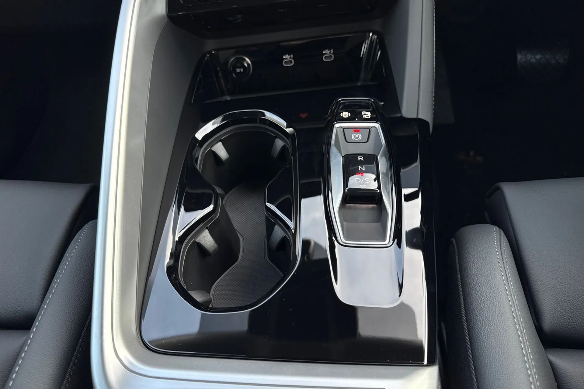 Audi Q5 thumbnail image number 40