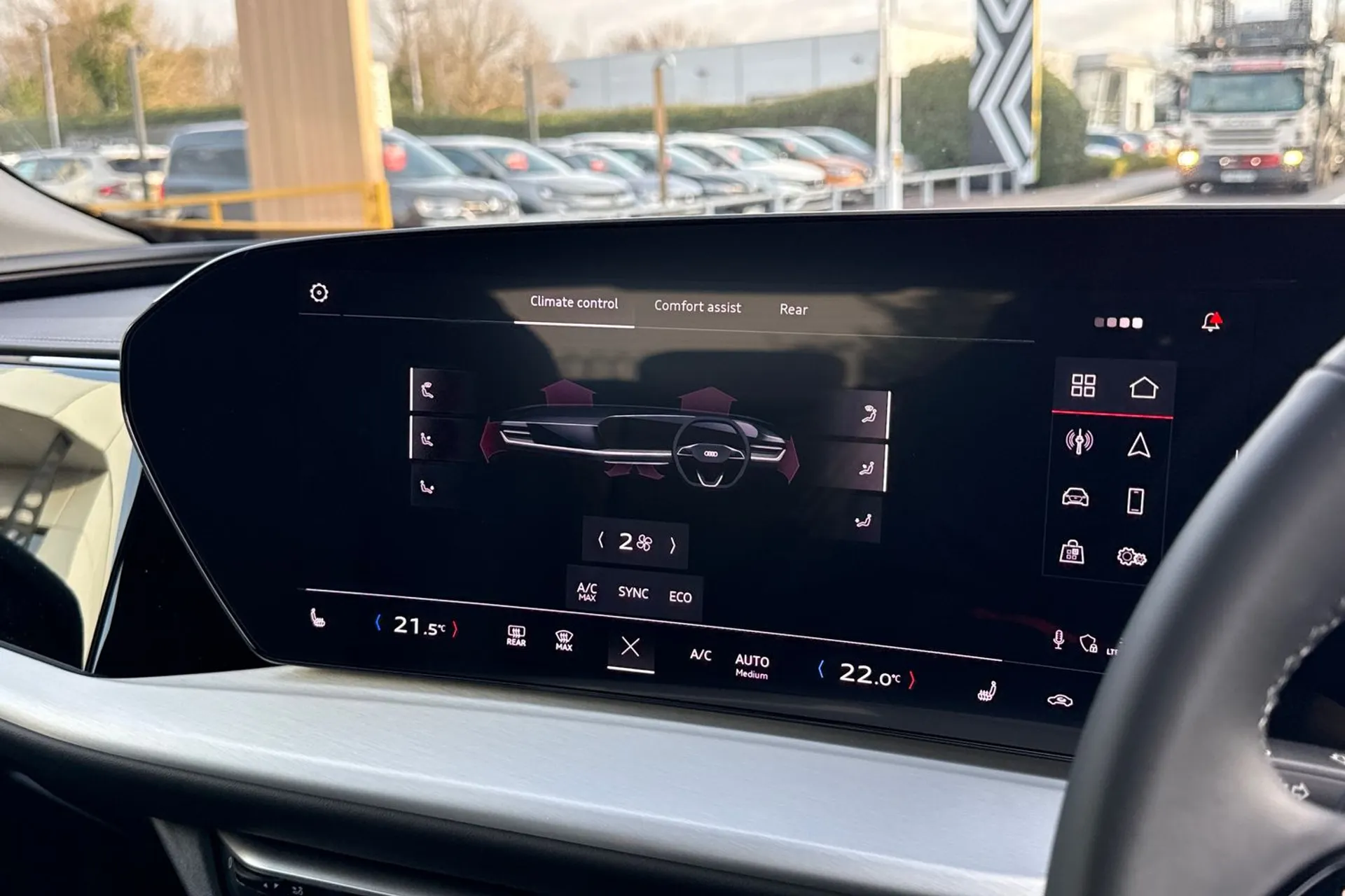 Audi Q5 thumbnail image number 5