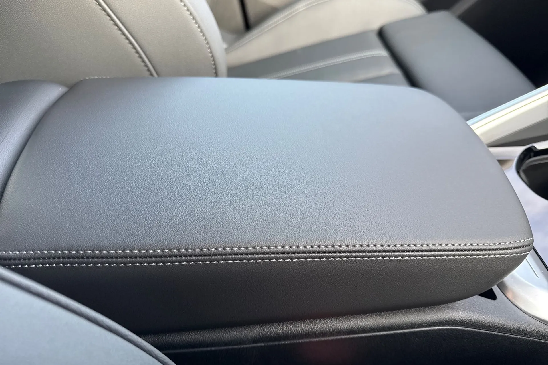 Audi Q5 thumbnail image number 44