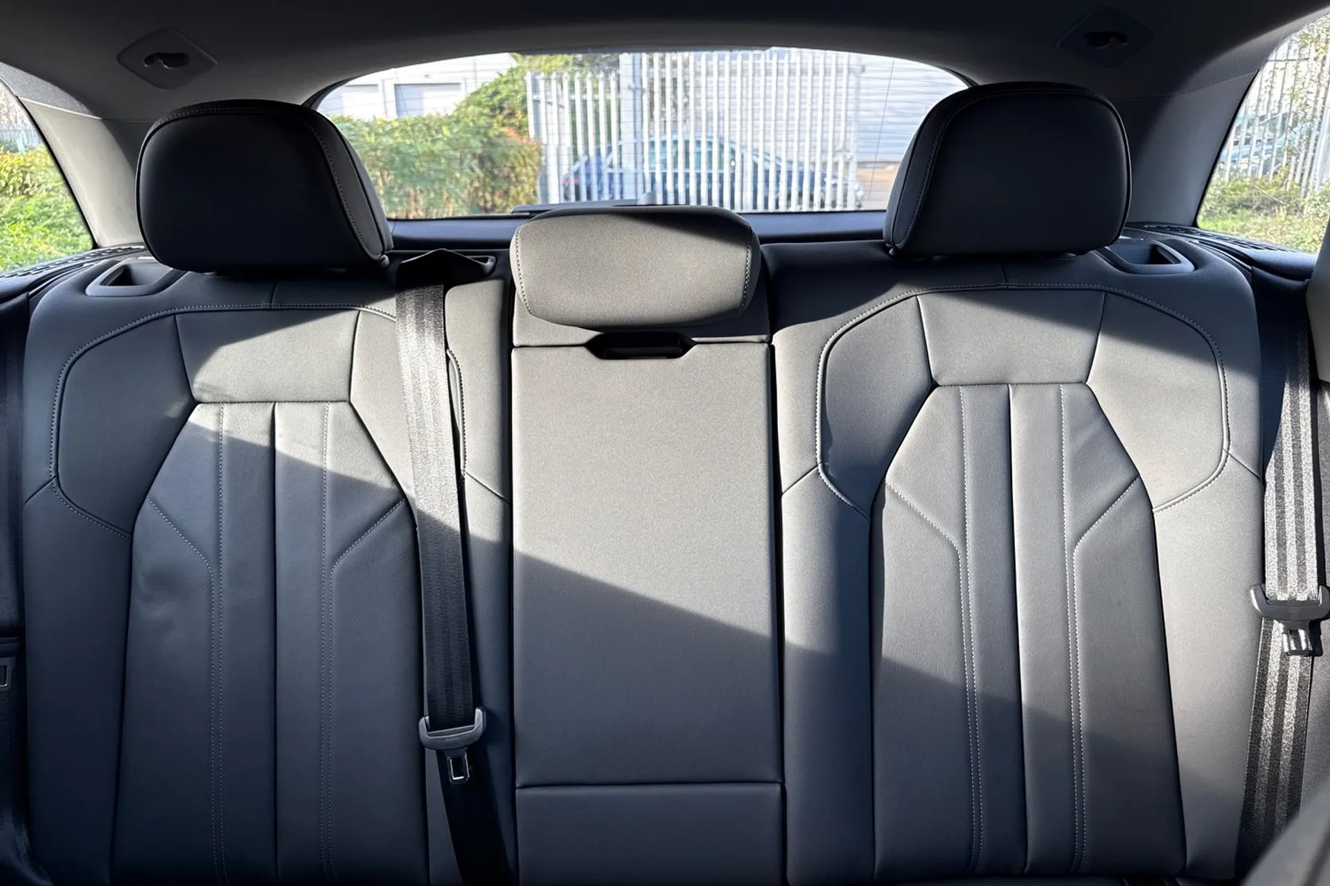 Audi Q5 thumbnail image number 37