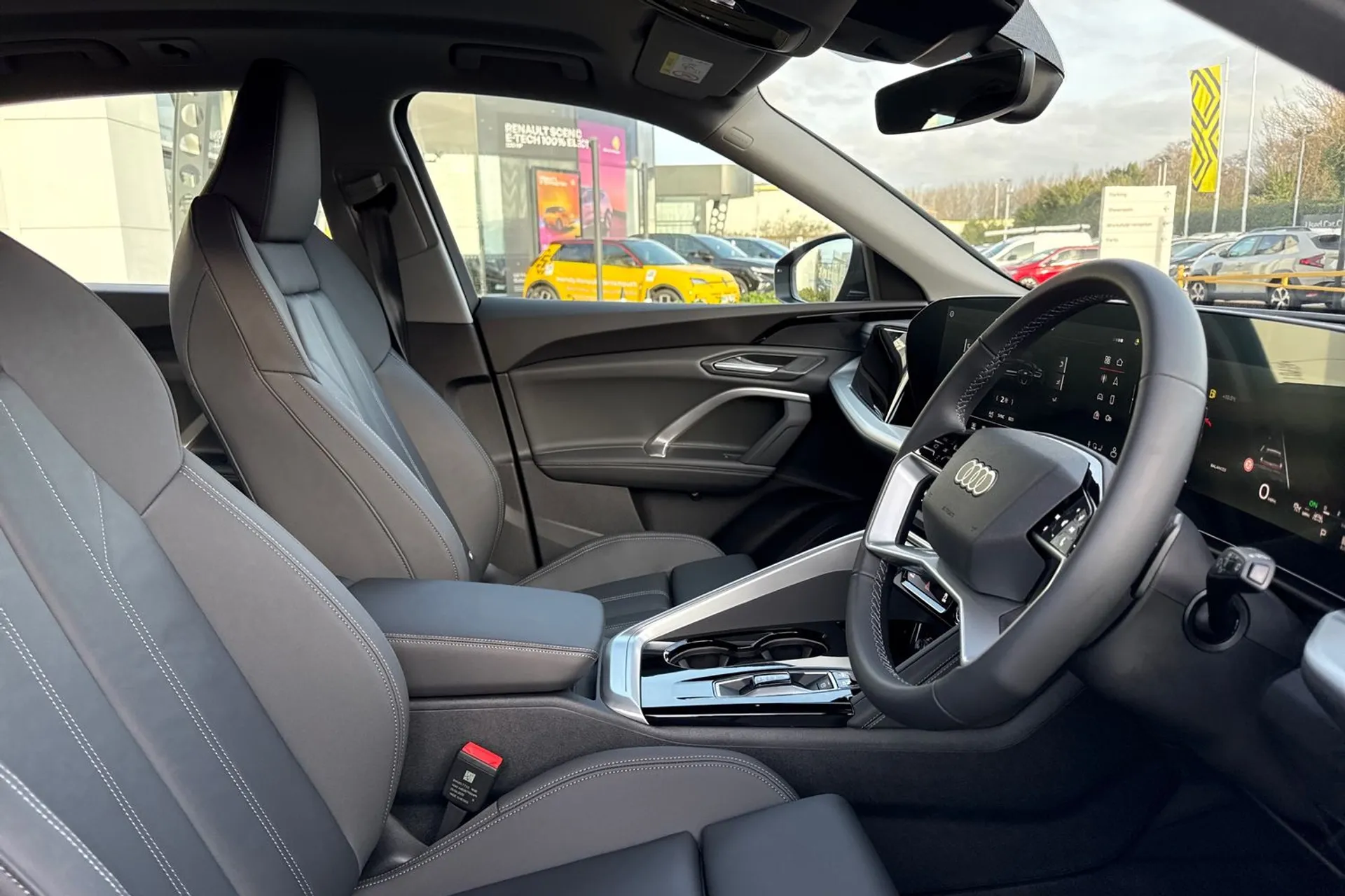 Audi Q5 thumbnail image number 27