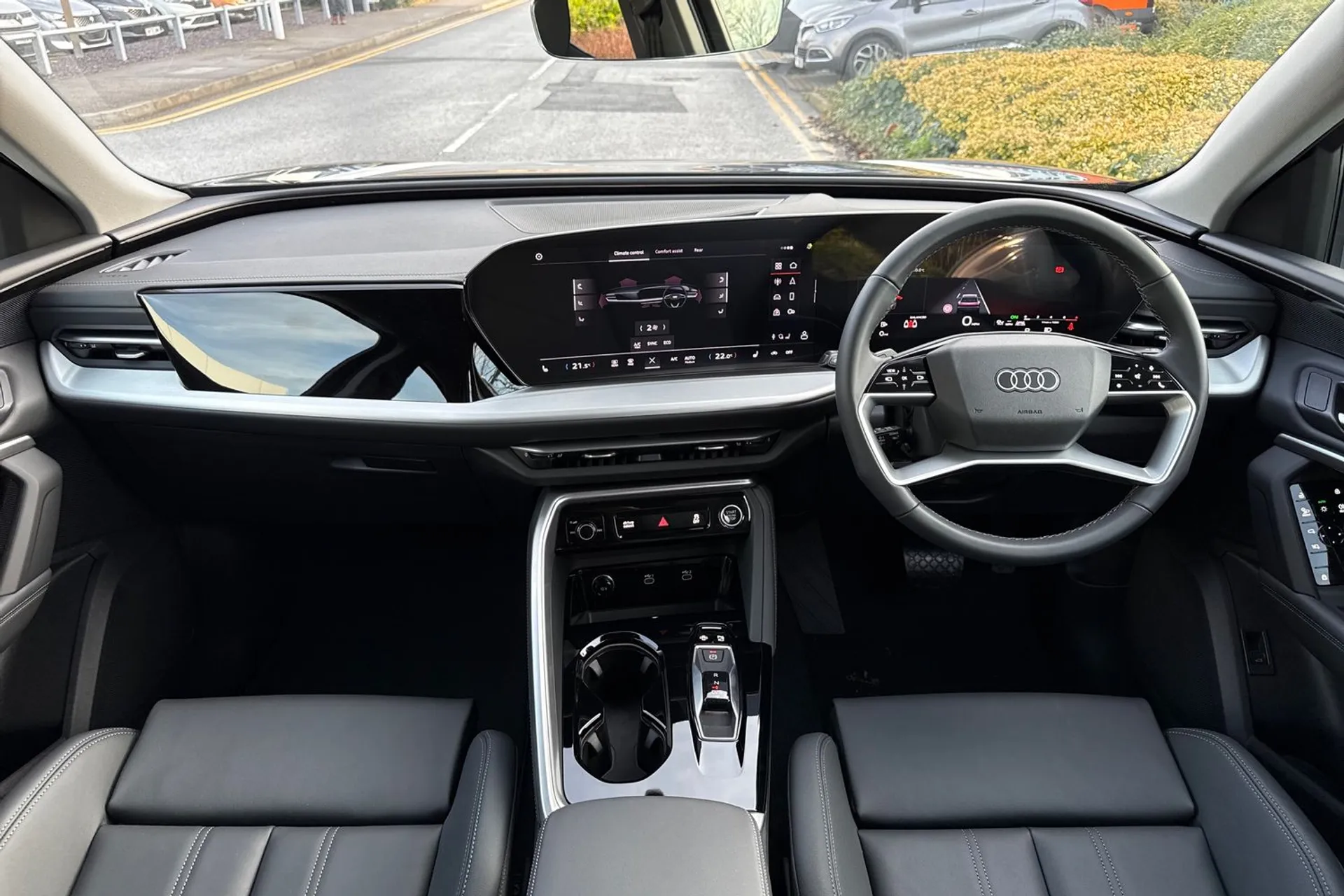 Audi Q5 thumbnail image number 3