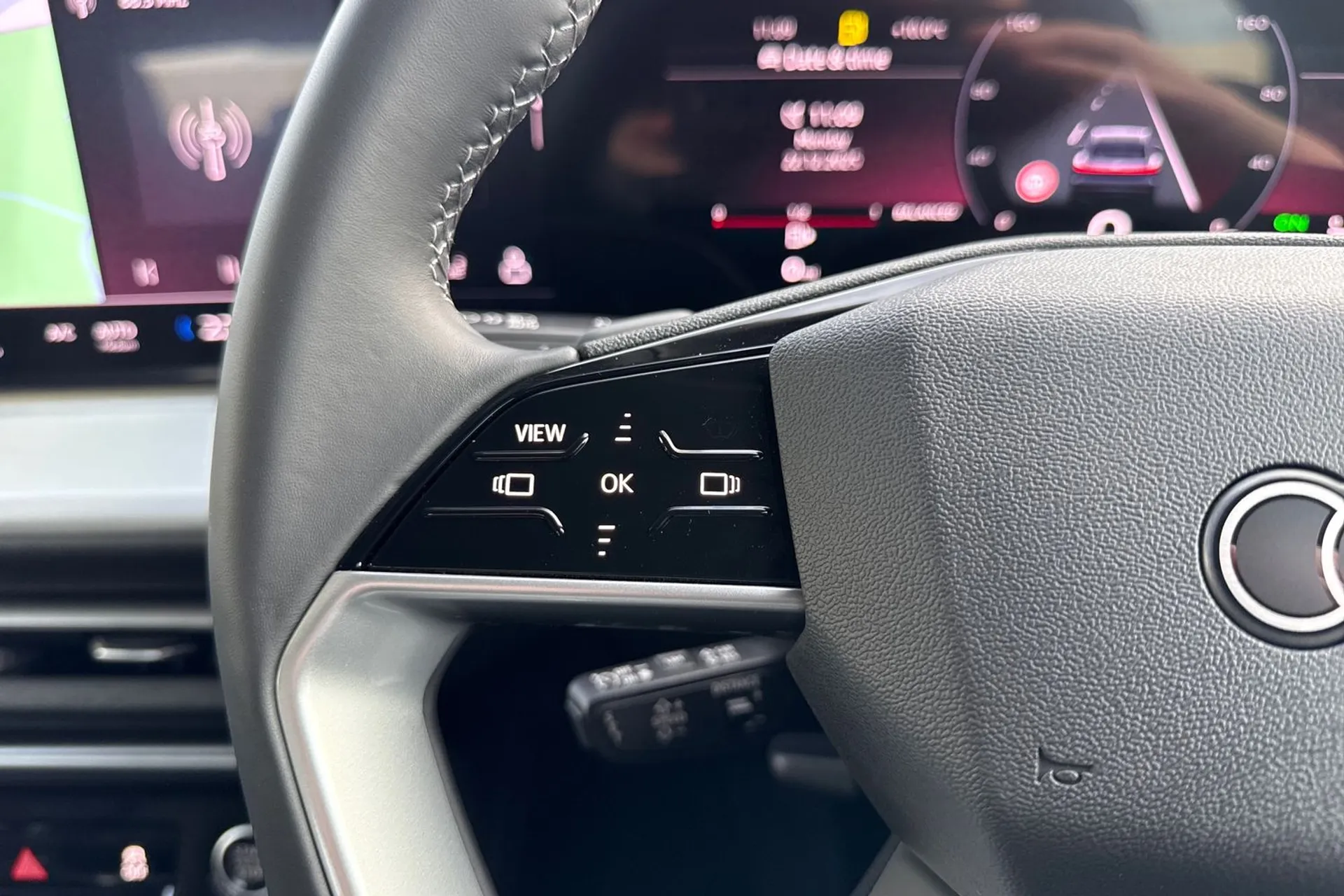 Audi Q5 thumbnail image number 41