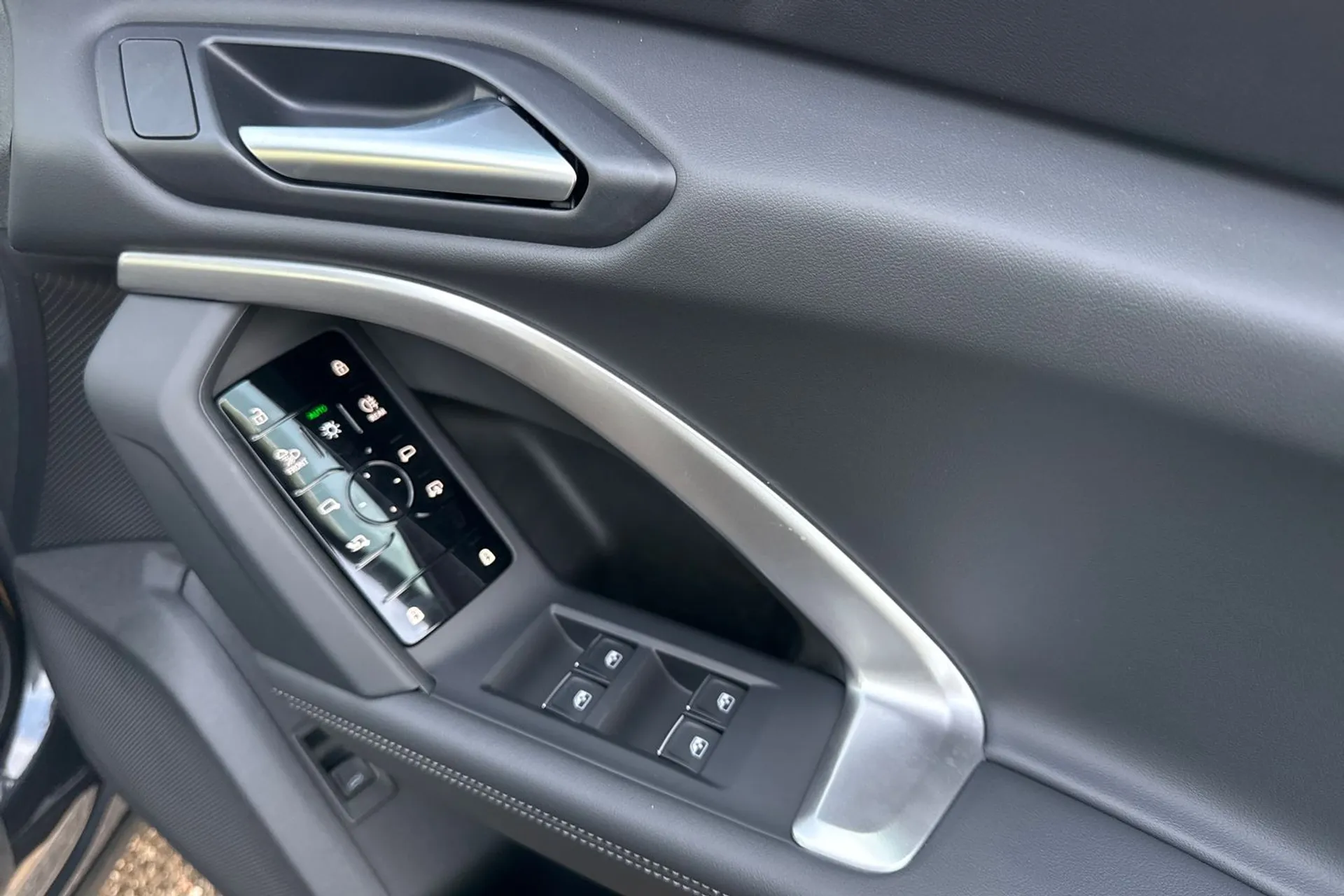 Audi Q5 thumbnail image number 43