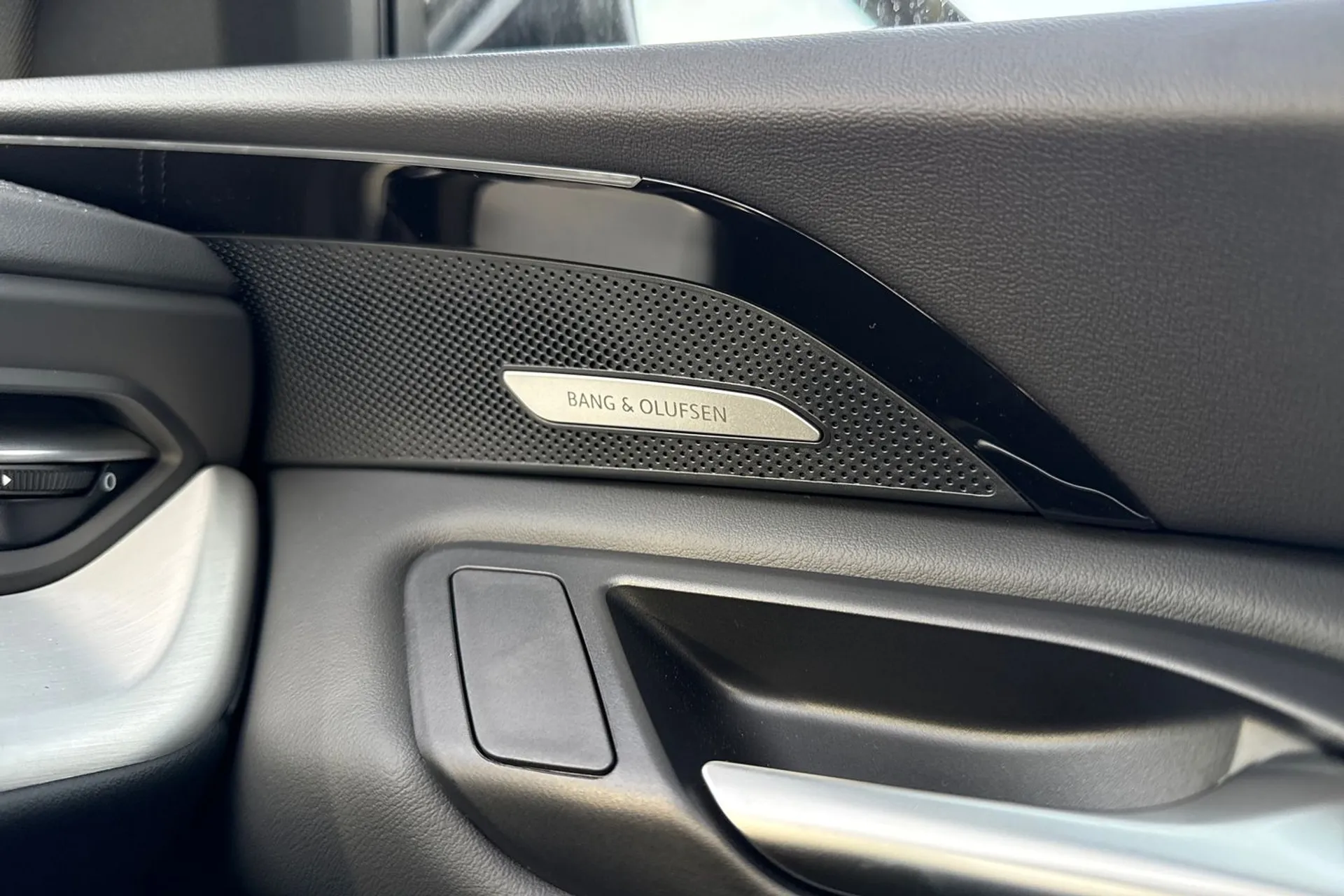 Audi Q5 thumbnail image number 23