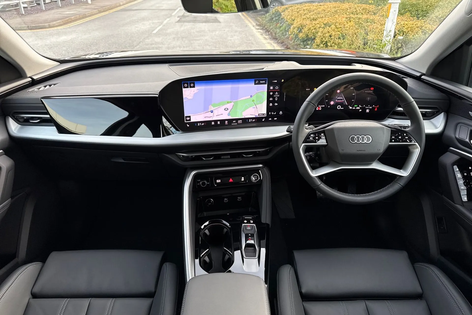 Audi Q5 thumbnail image number 3