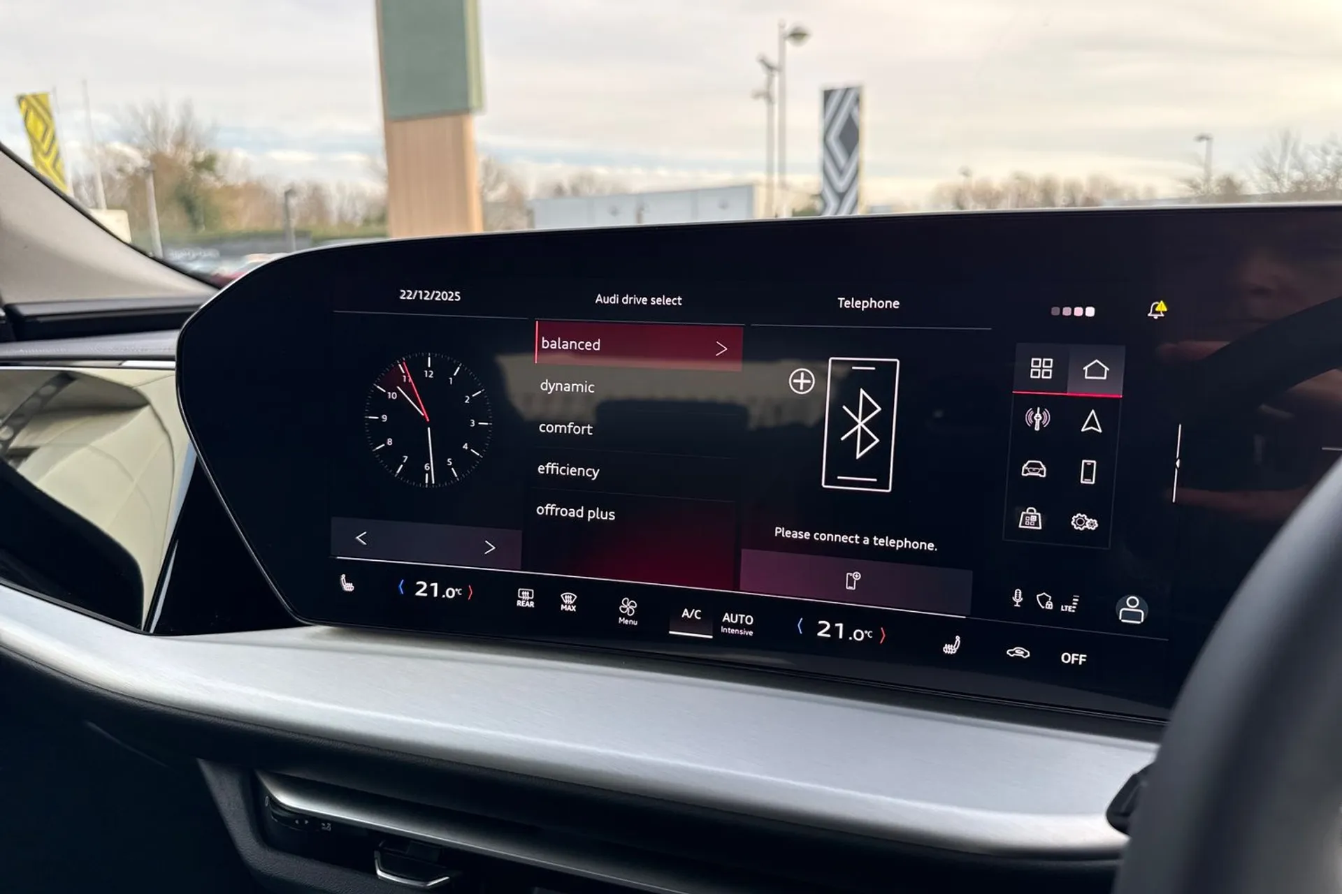 Audi Q5 thumbnail image number 18