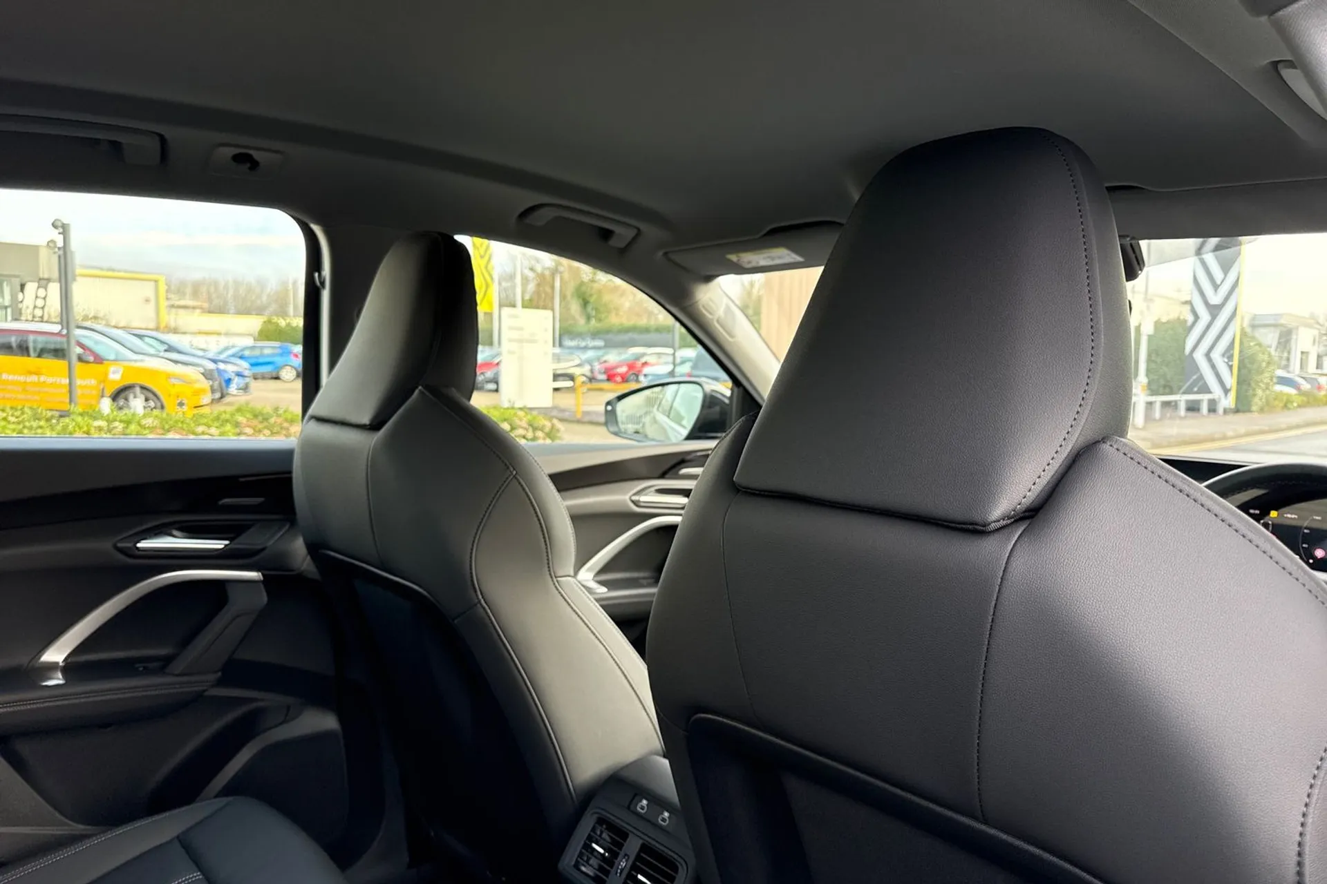 Audi Q5 thumbnail image number 24